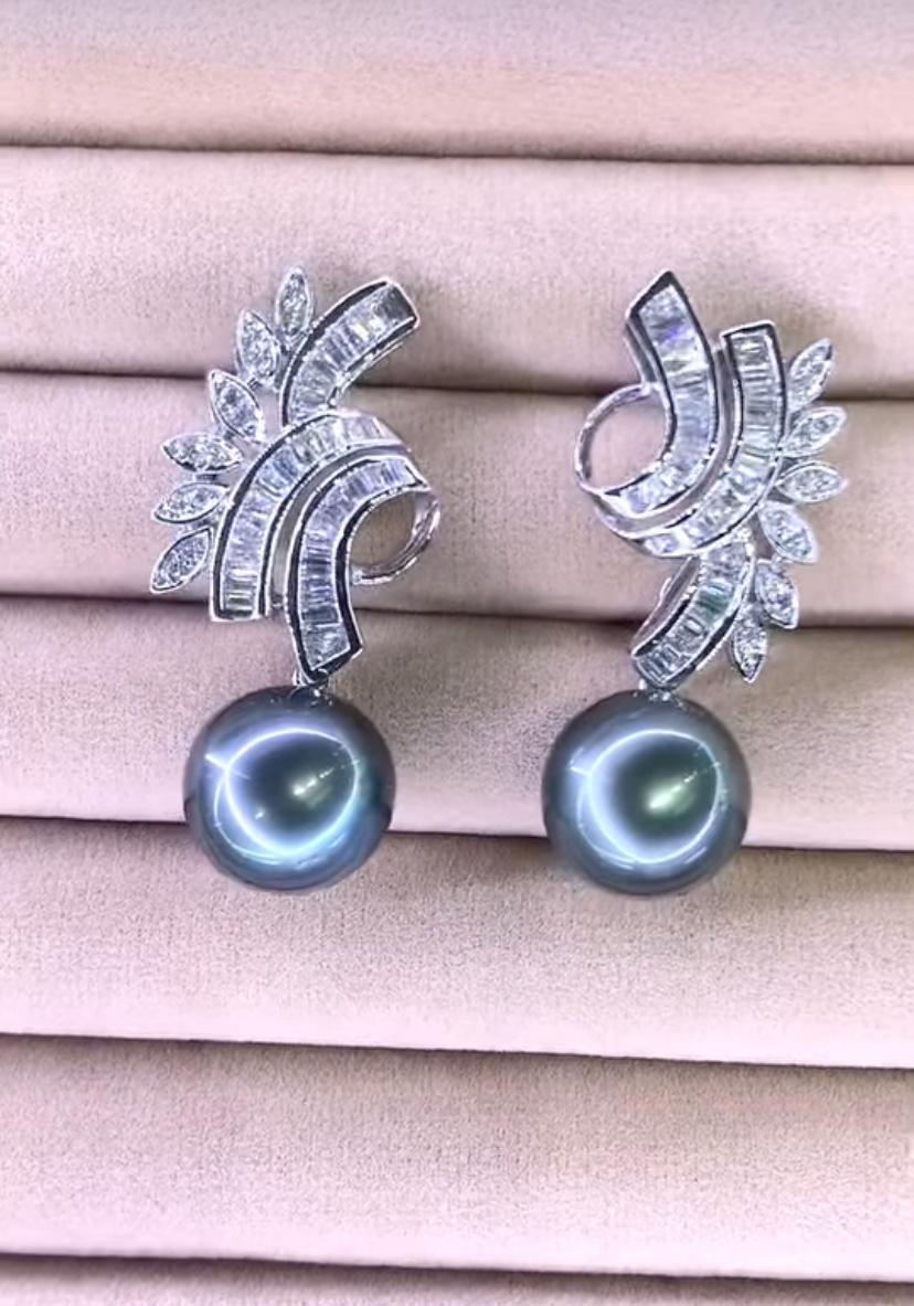 GIT Certified Tahitian Pearls 2.30 Carat Diamonds 18K Gold Earrings For Sale 3