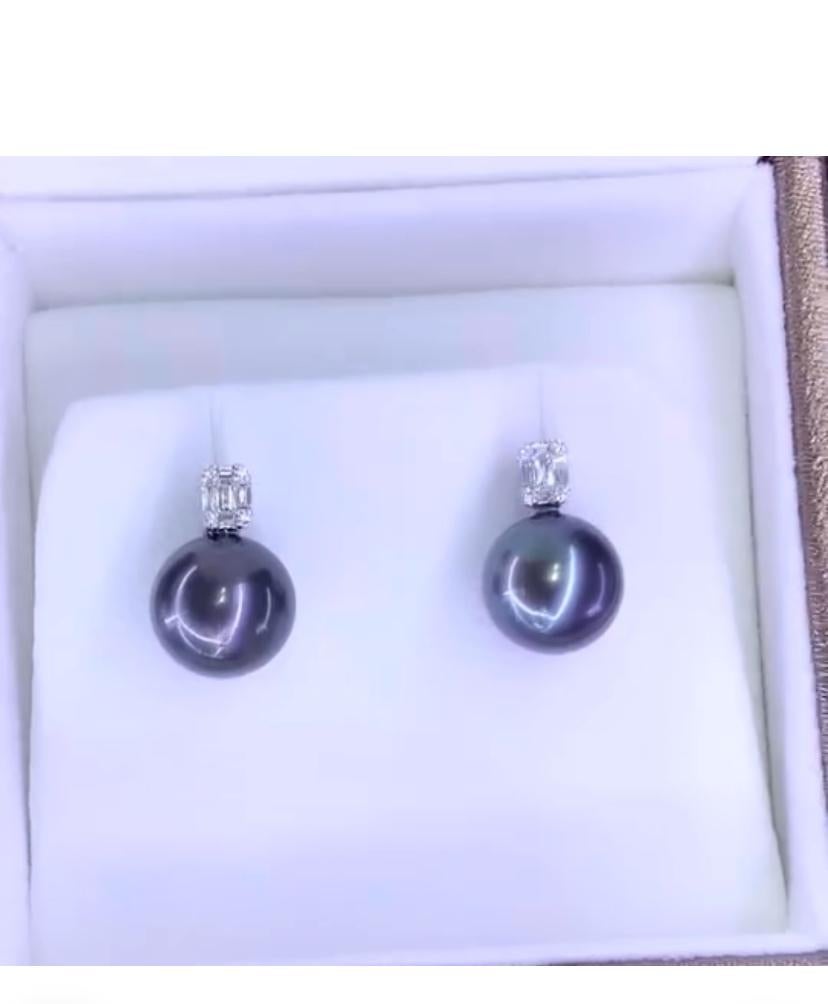 Taglio rotondo Orecchini in oro 18K con perle di Tahiti e diamanti certificati GIT in vendita