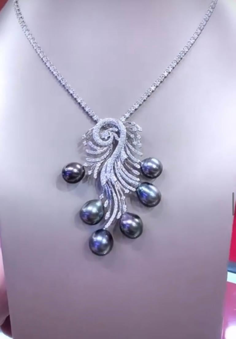 Ciondolo in oro 18k con perle di Tahiti e diamanti certificati GIT in vendita 1