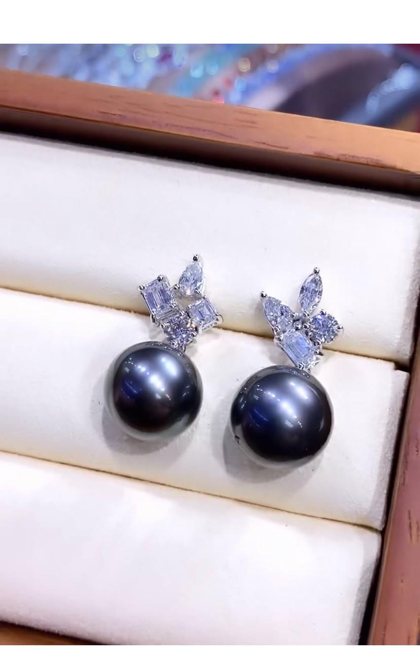 GIT Certified Tahitian Pearls  Diamonds 18kGold Earrings For Sale 1