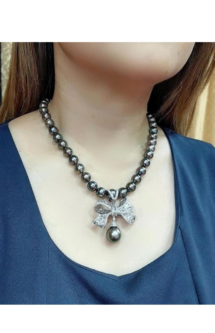 GIT Certified Tahitian South Sea Pearls 18k Gold Necklace  For Sale 2