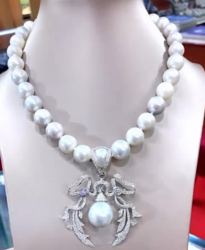 Women's GIT Certified Untreated SOUTH SEA Pearls 4.30 Ct Diamonds 18K Gold Necklace For Sale
