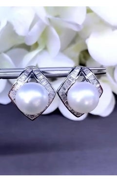 18k Gold Earrings South Sea Pearls & 1.70ct Diamonds