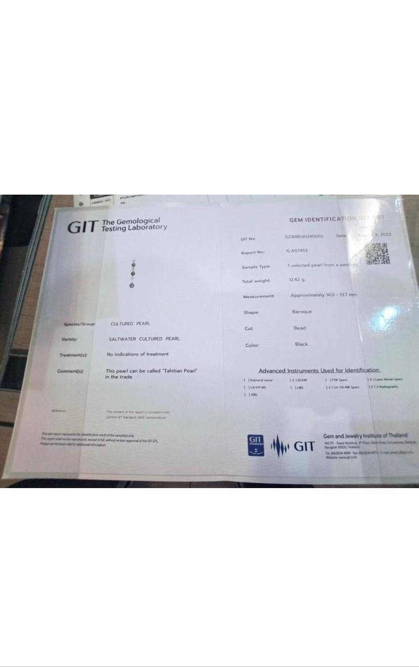 GIT Certified Untreated Tahitian Pearls  Diamonds 18k Gold Pendant  For Sale 2