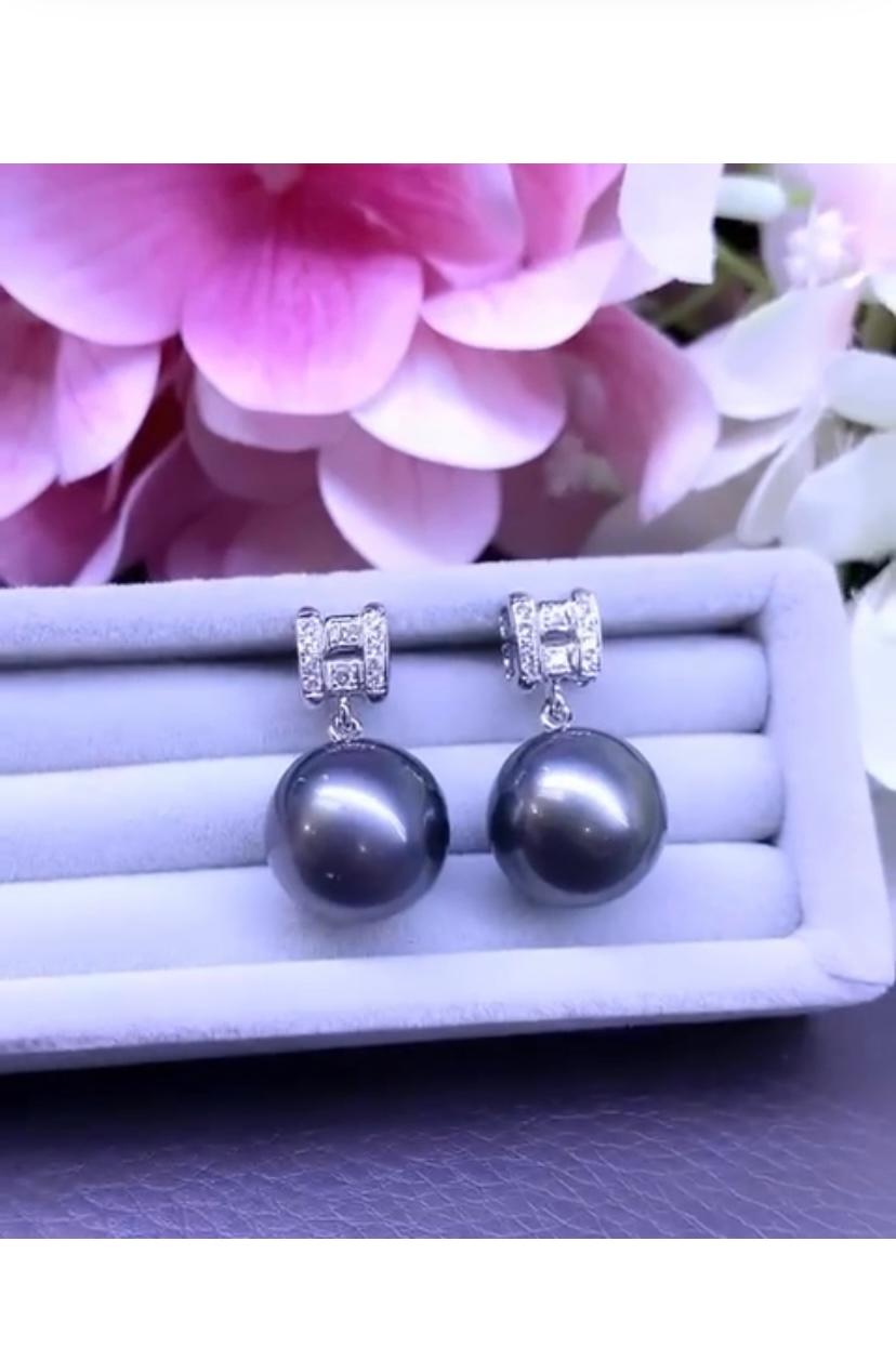 Taille ronde Perles de Tahiti non traitées certifiées GIT  Diamants Or 18k  Boucles d'oreilles  en vente