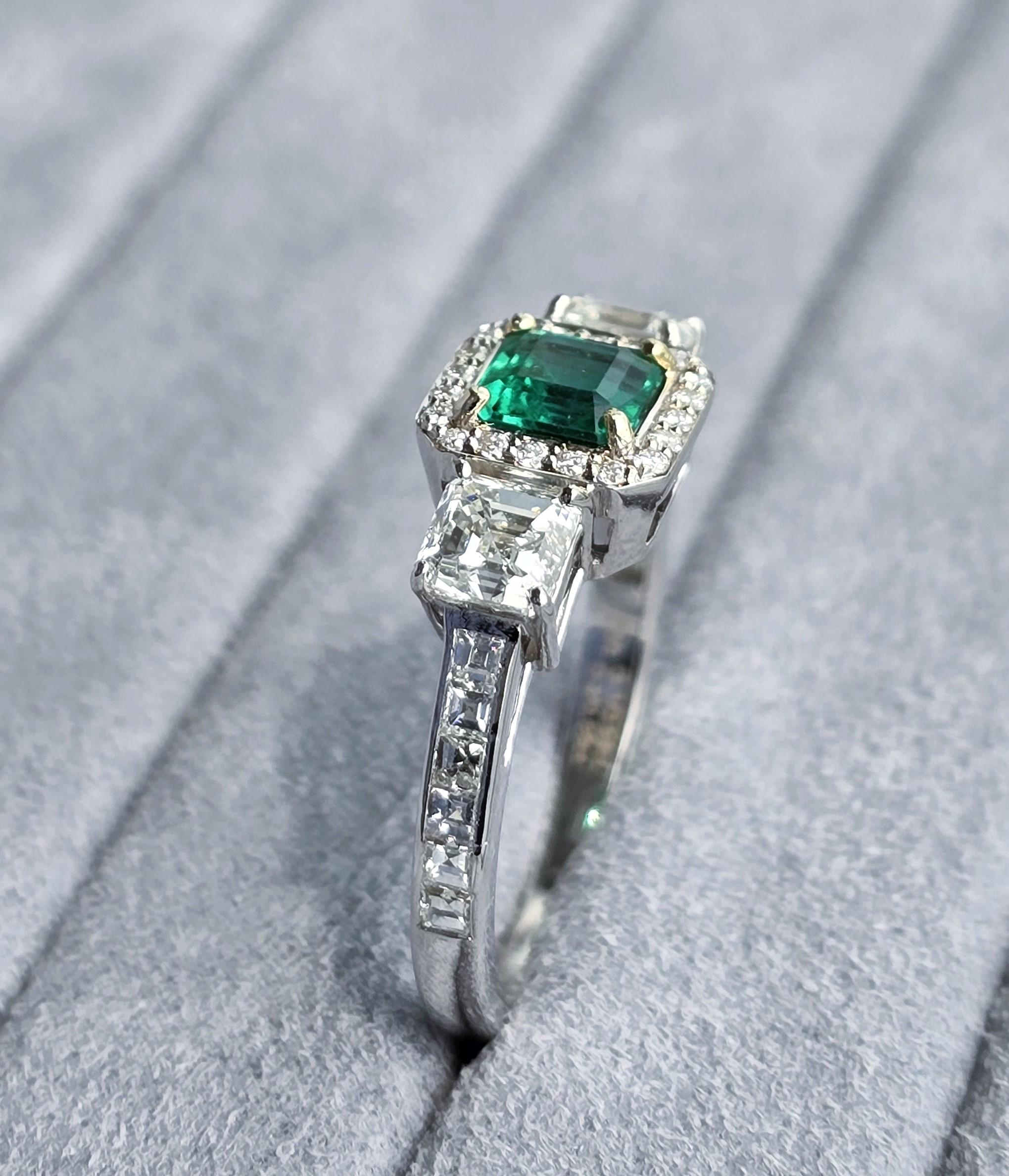 GIT & GFCO Certified Octagon Green Diamond Ring For Sale 7