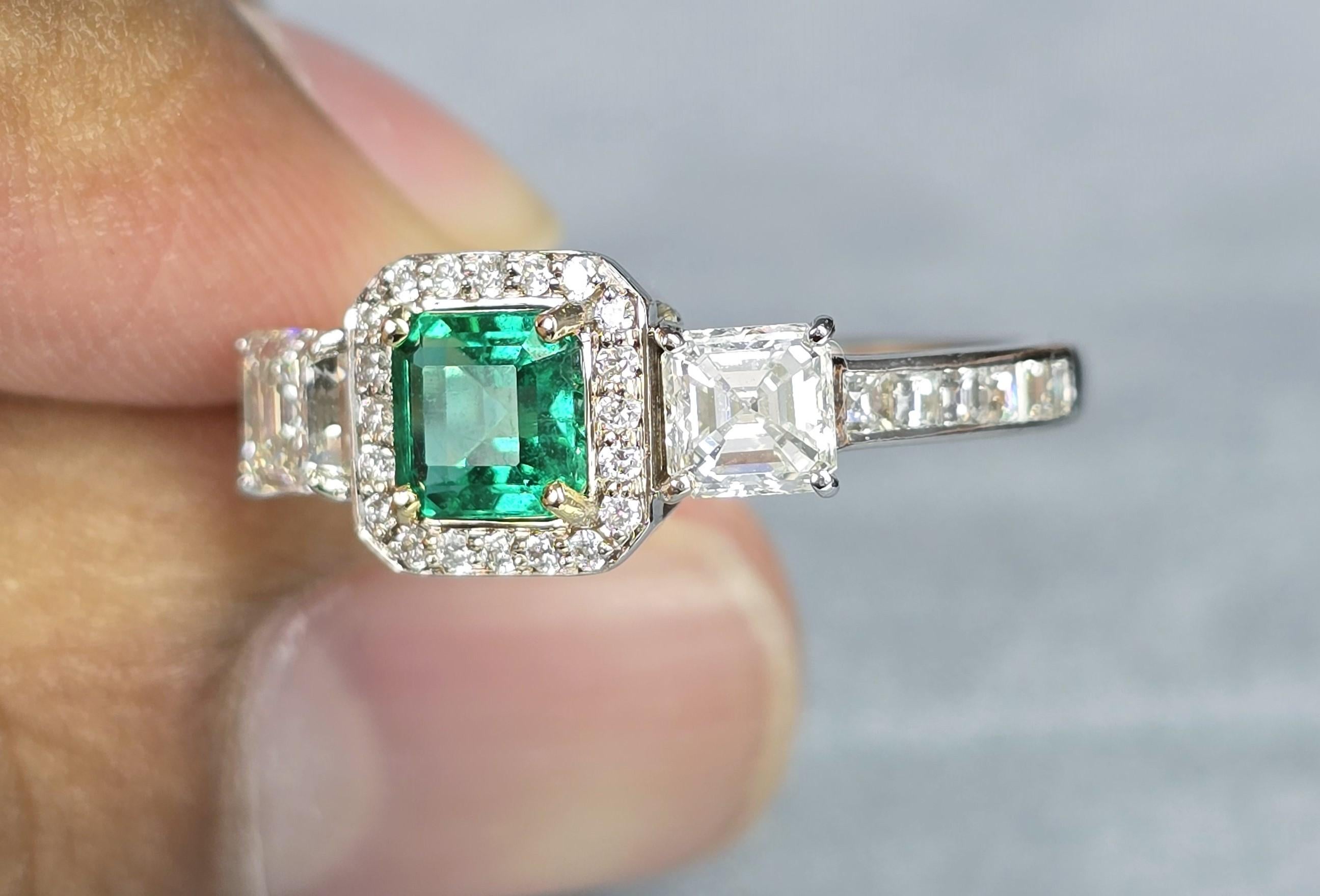 GIT & GFCO Certified Octagon Green Diamond Ring For Sale 9
