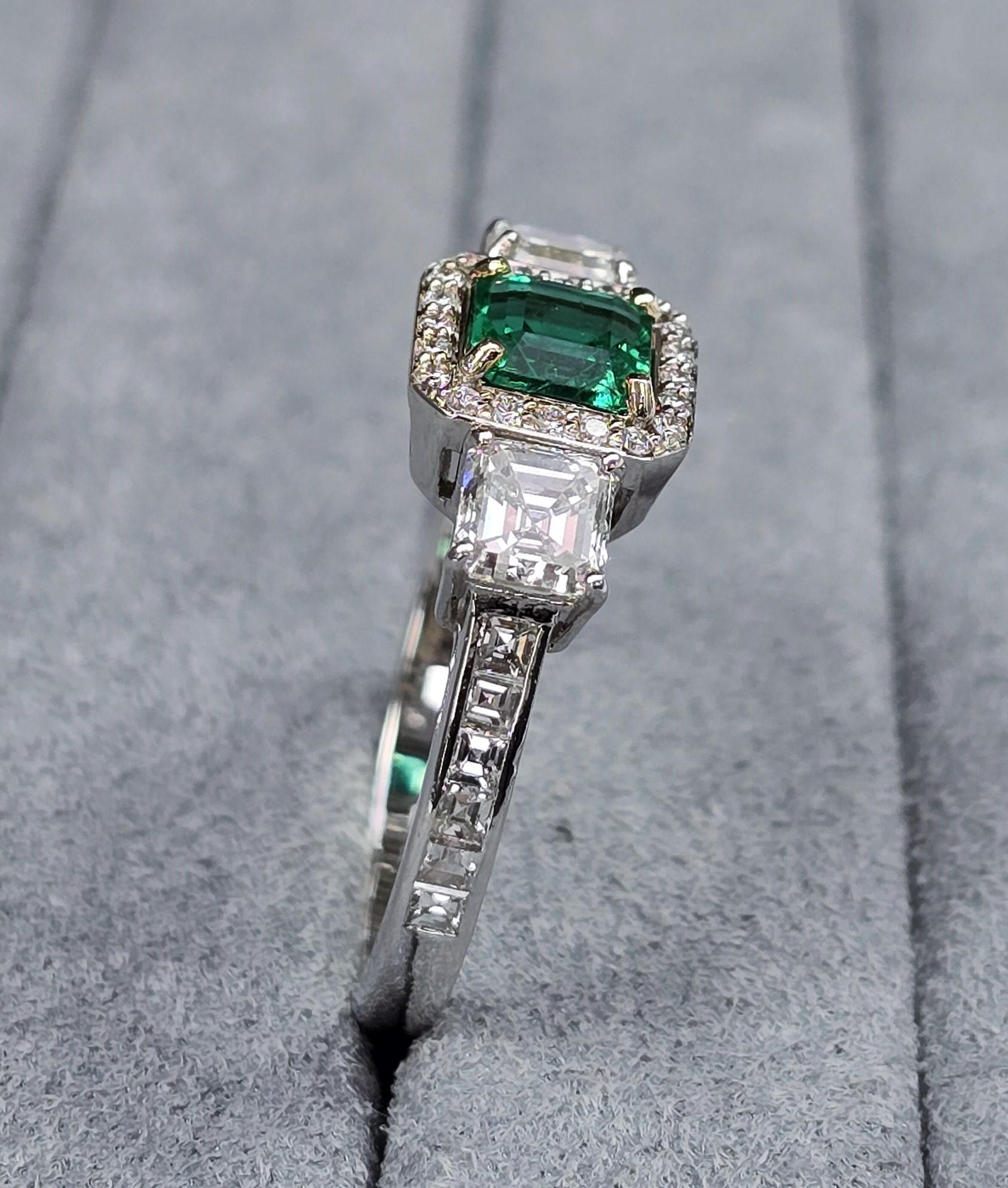 GIT & GFCO Certified Octagon Green Diamond Ring For Sale 12