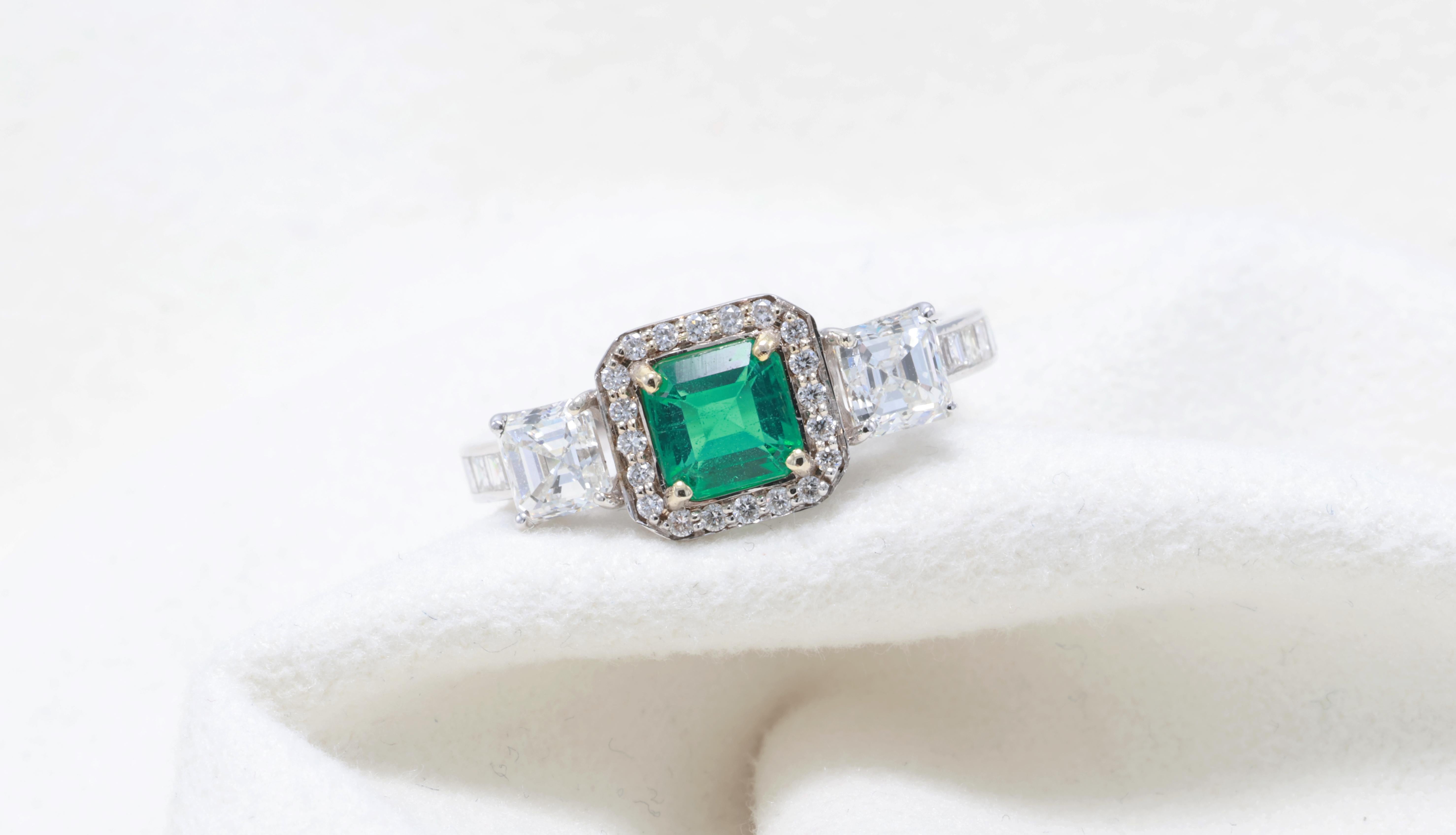 GIT & GFCO Certified Octagon Green Diamond Ring For Sale 3