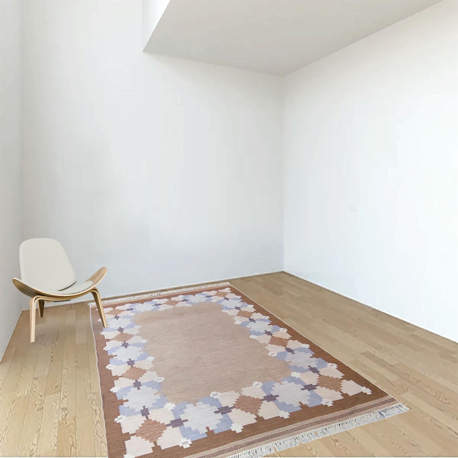 Vintage Swedish Rug Rollakan by Gitt Grannsjo, of large size 200x288 cm. 
Geometric design, this hand-woven wool Swedish Kilim rug beautifully embodies the simplicity of Scandinavian modern style. Open field center surrounded by a wide border of