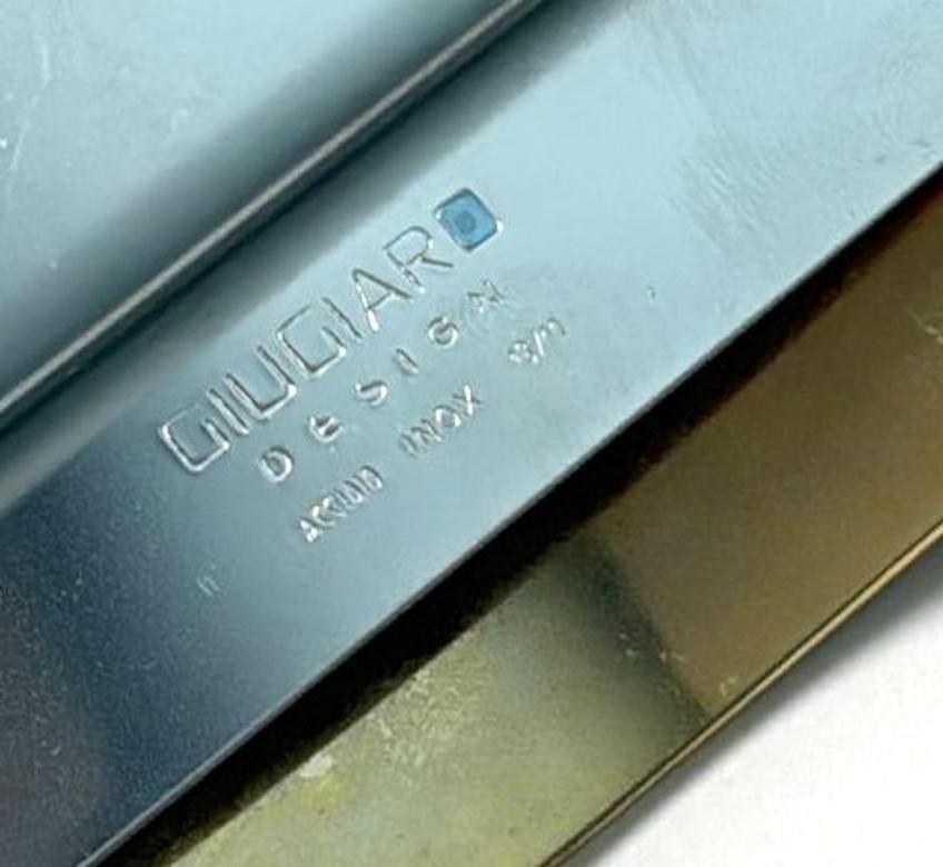 Giugiaro Entwurf  Italienisches Tablett aus poliertem Edelstahl und Messing im Angebot 1