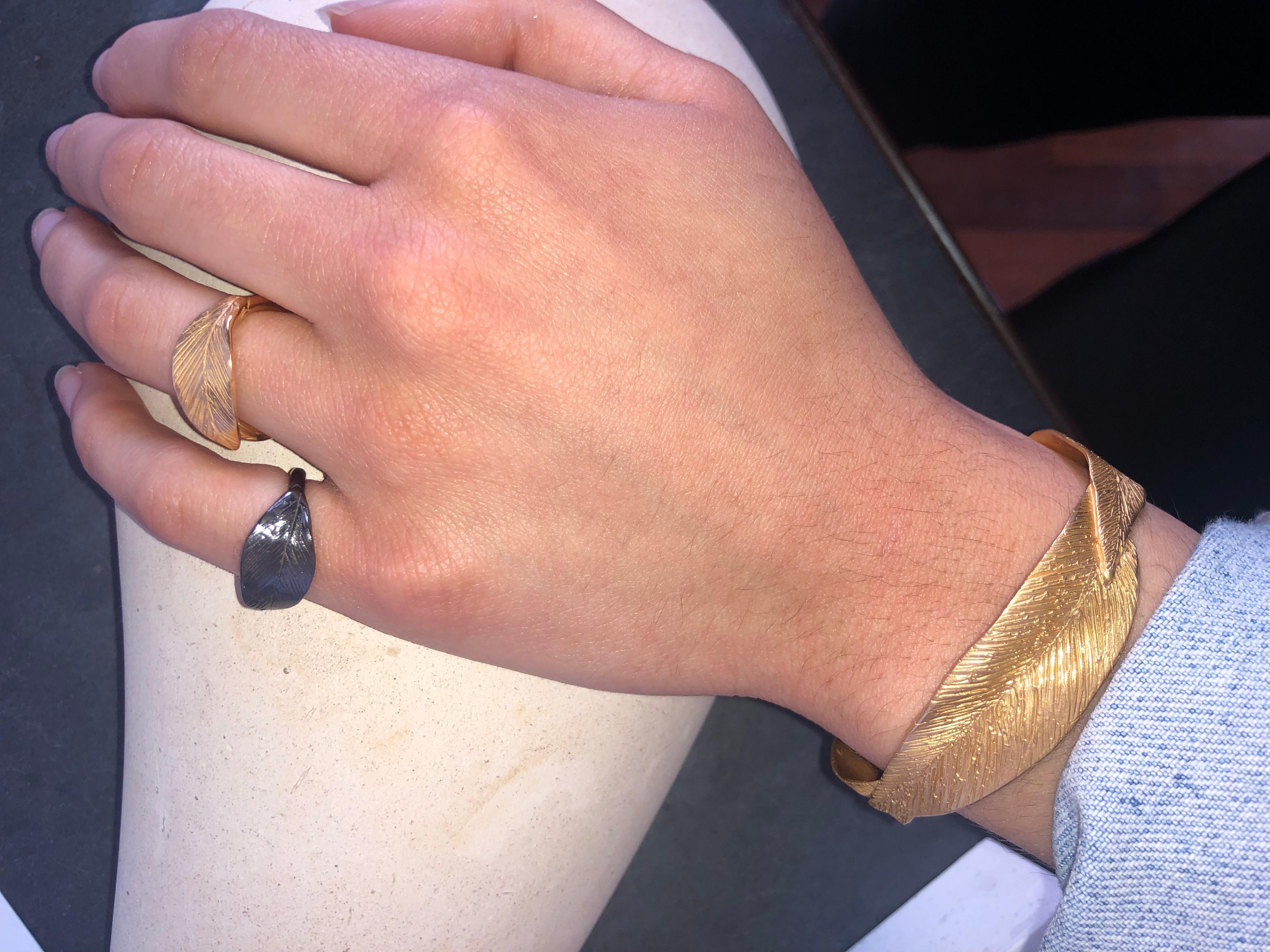 Giulia Barela 18 karat gold 'Ramo Leaves' Ring For Sale 1