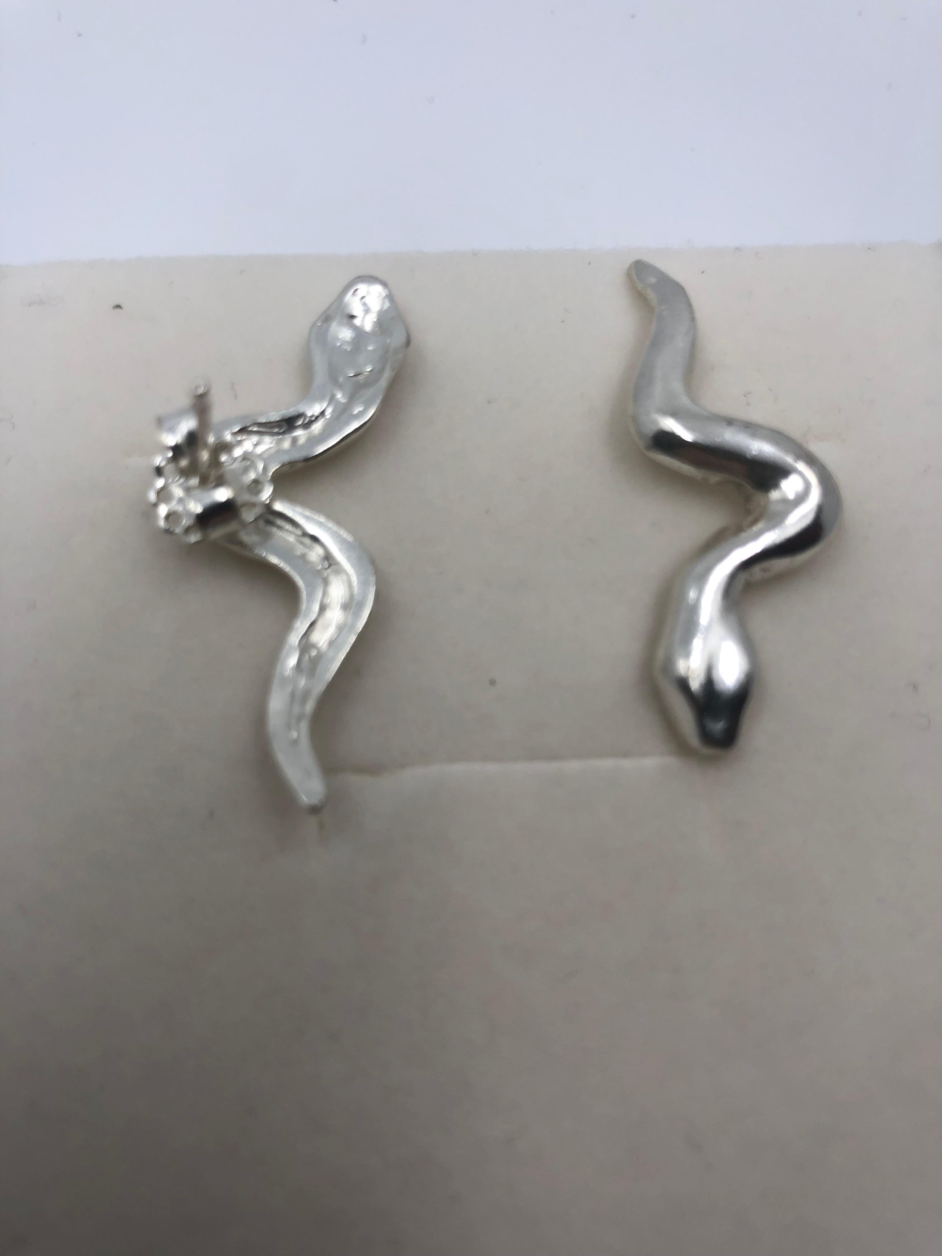 Giulia Barela Ribbon earrings, 925 silver In Excellent Condition For Sale In Rome, IT