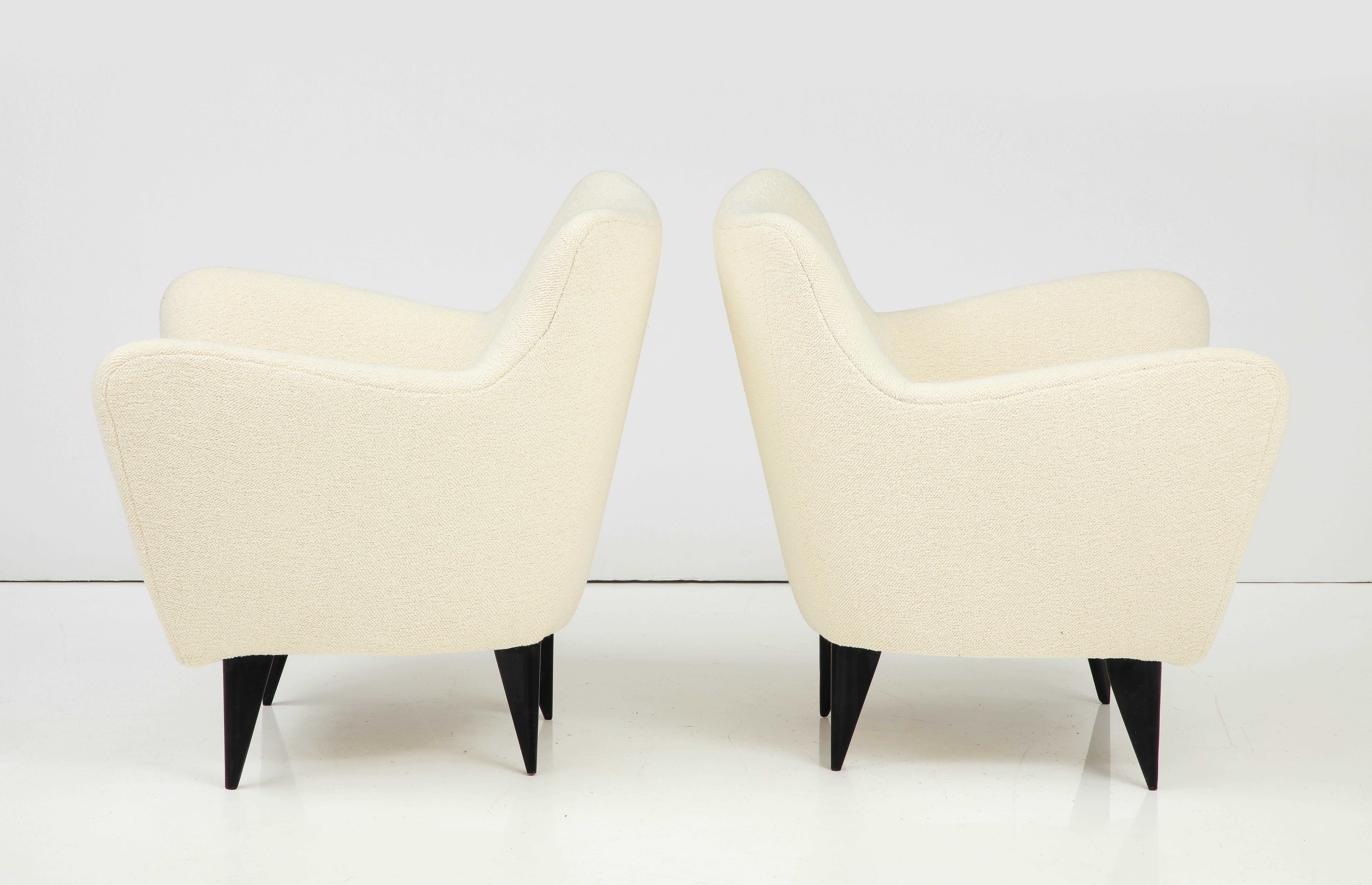 Giulia Veronesi for ISA Bergamo Pair of  'Perla' Armchairs / Lounge Chairs  For Sale 2