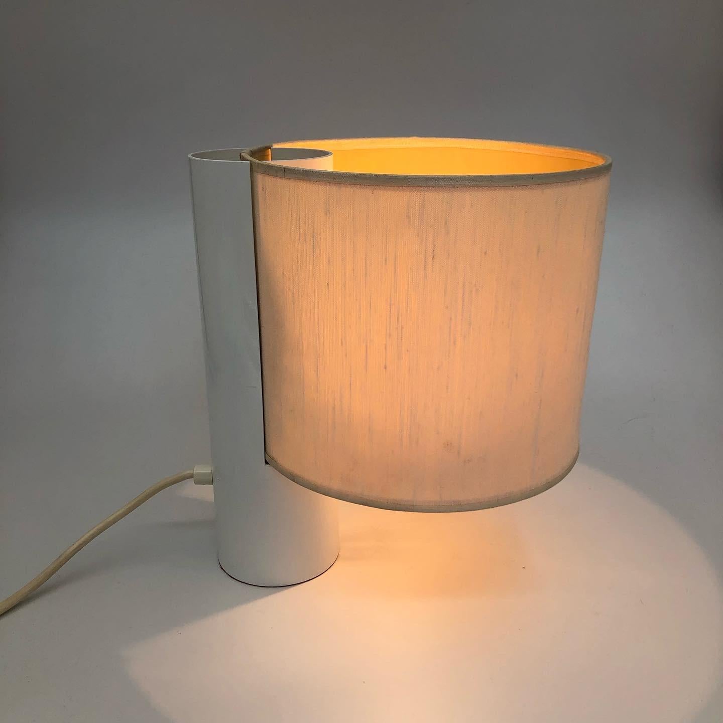 Italian Giuliana GRAMIGNA (né en 1929) Lampe Fluette modèle crée en 1976 For Sale
