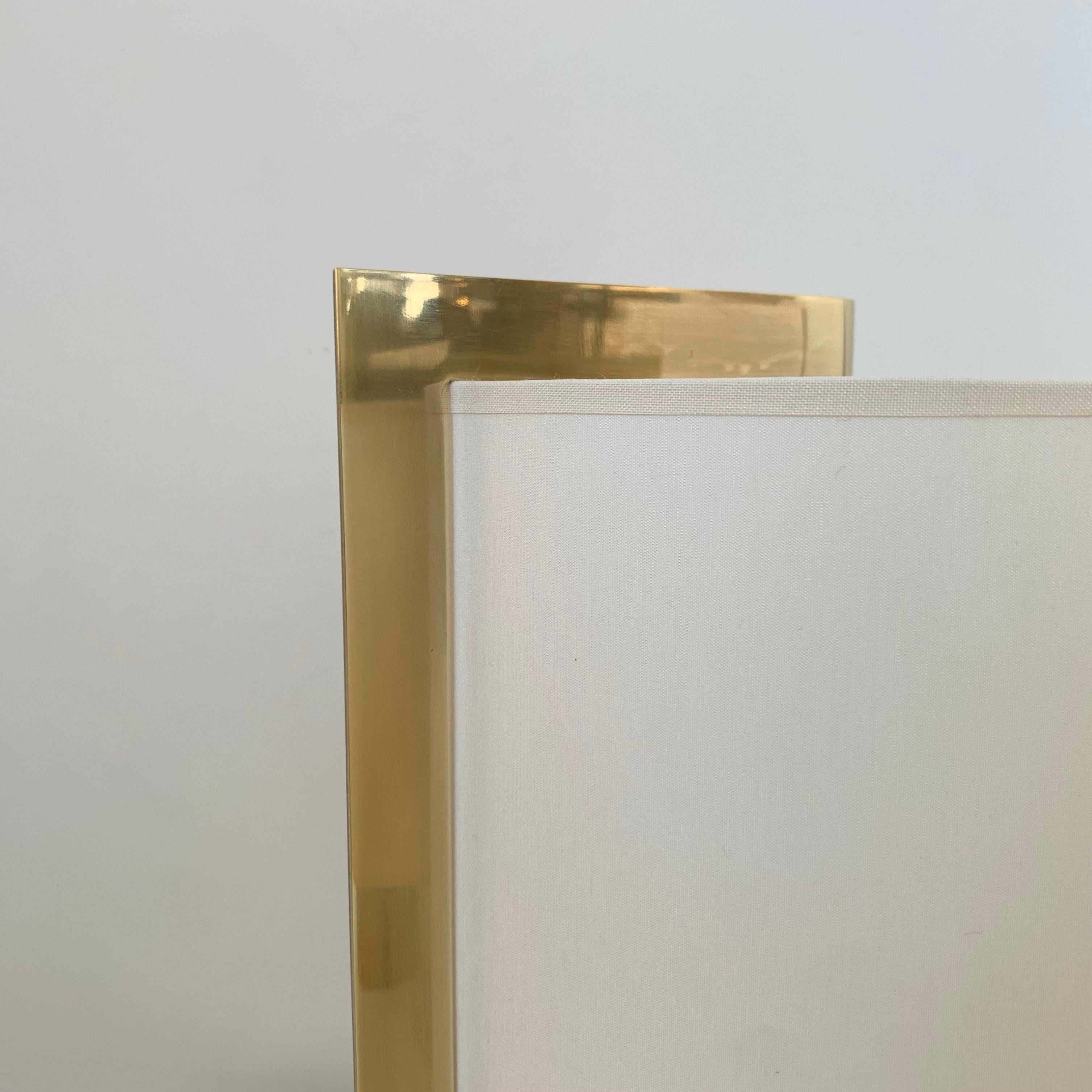 Giuliana Gramigna Pair of Elegant Brass Table Lamp, circa 1970, Italy. For Sale 7
