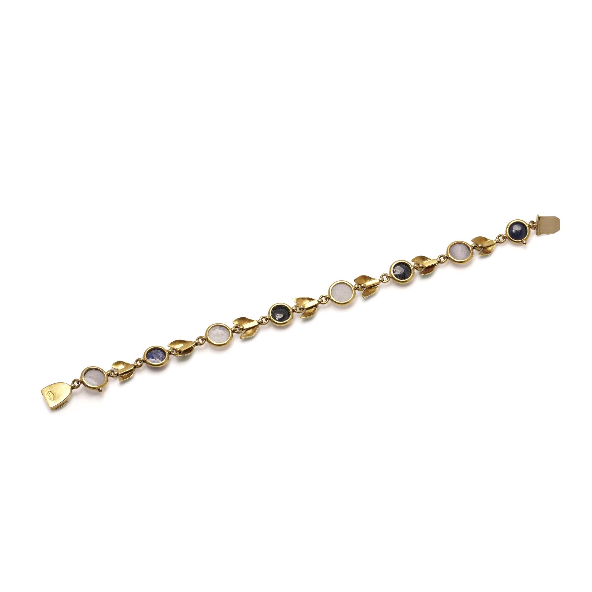 Giuliano 18kt gold bracelet with enamel, cabochon sapphires and moonstones For Sale 1