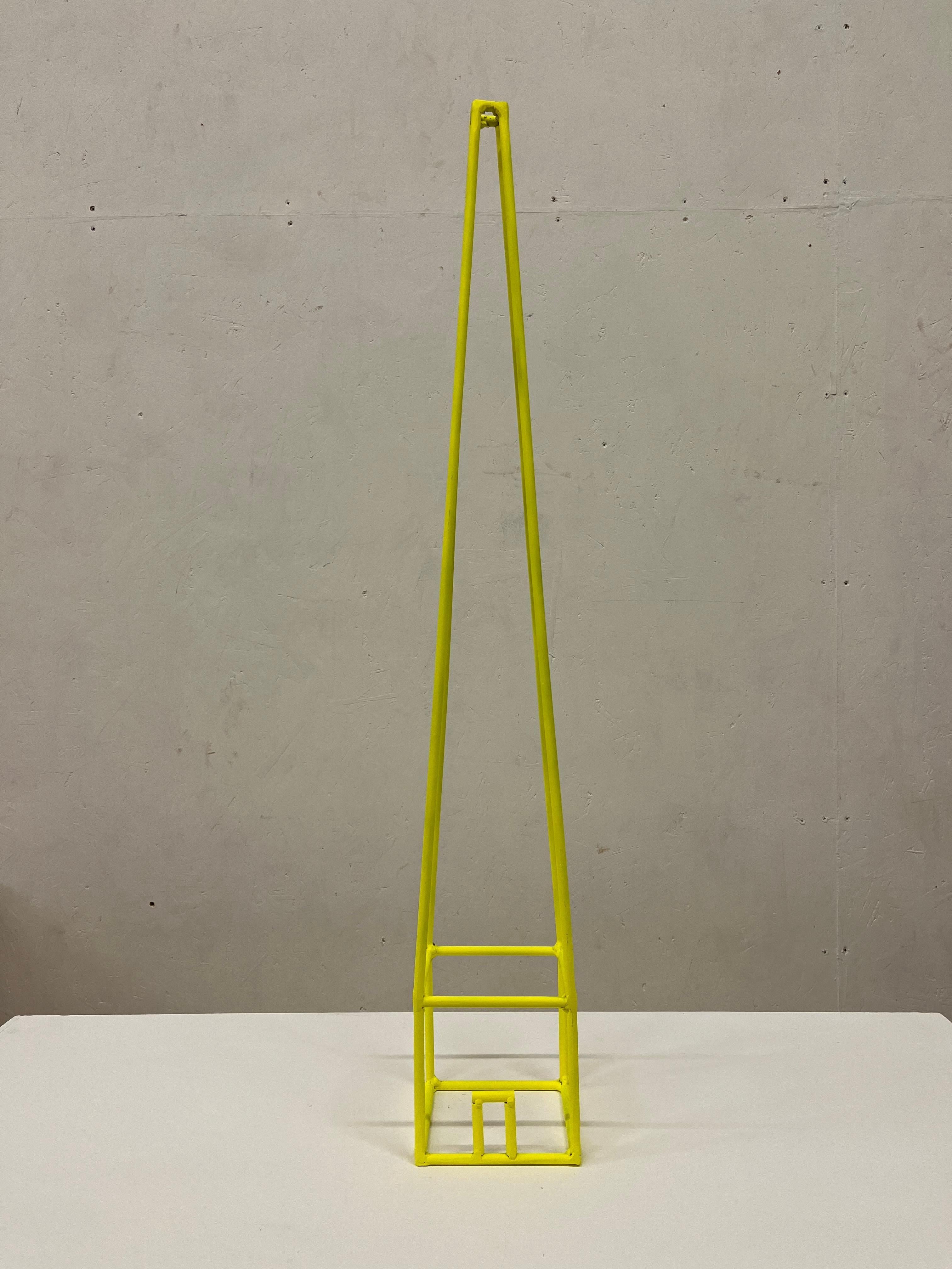 Babel Fluo_giallo - Sculpture by Giuliano Cataldo Giancotti