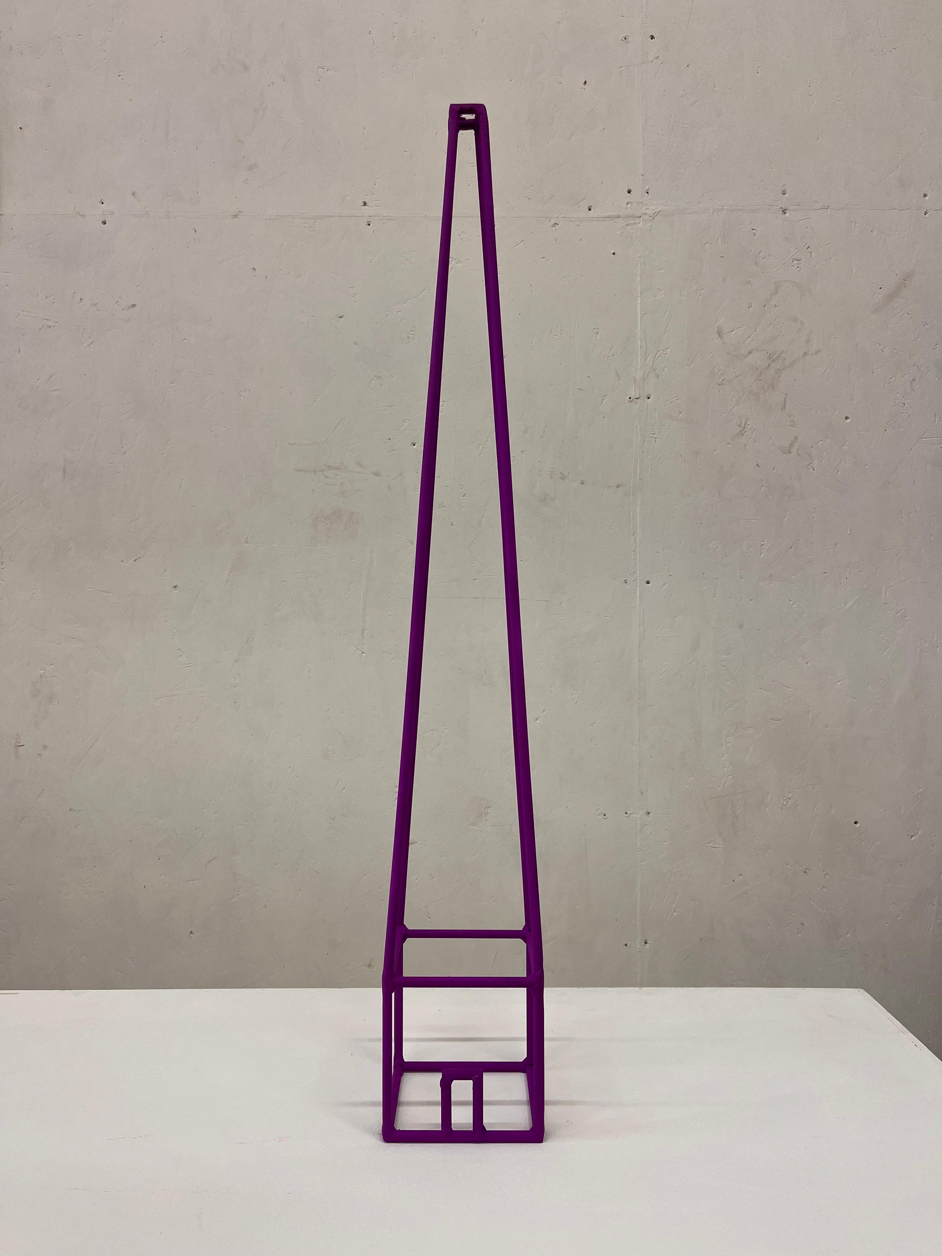 Babel Fluo_viola - Sculpture by Giuliano Cataldo Giancotti