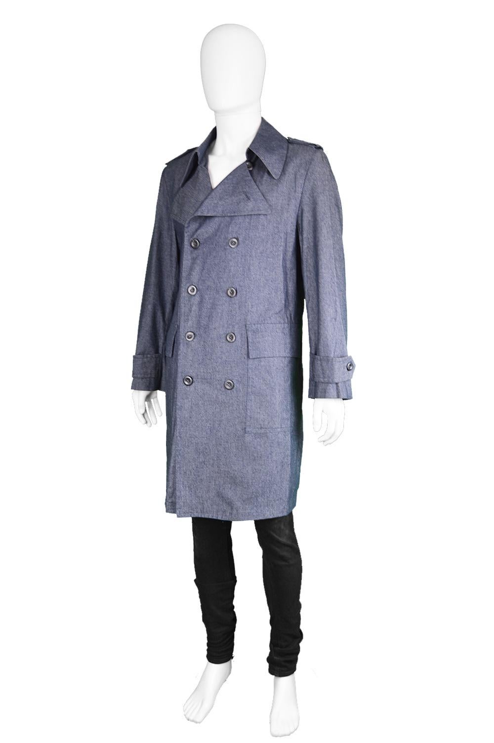 Giuliano Fujiwara Men's Vintage Blue Chambray Belted Trench Coat, 1990s  In Excellent Condition For Sale In Doncaster, South Yorkshire