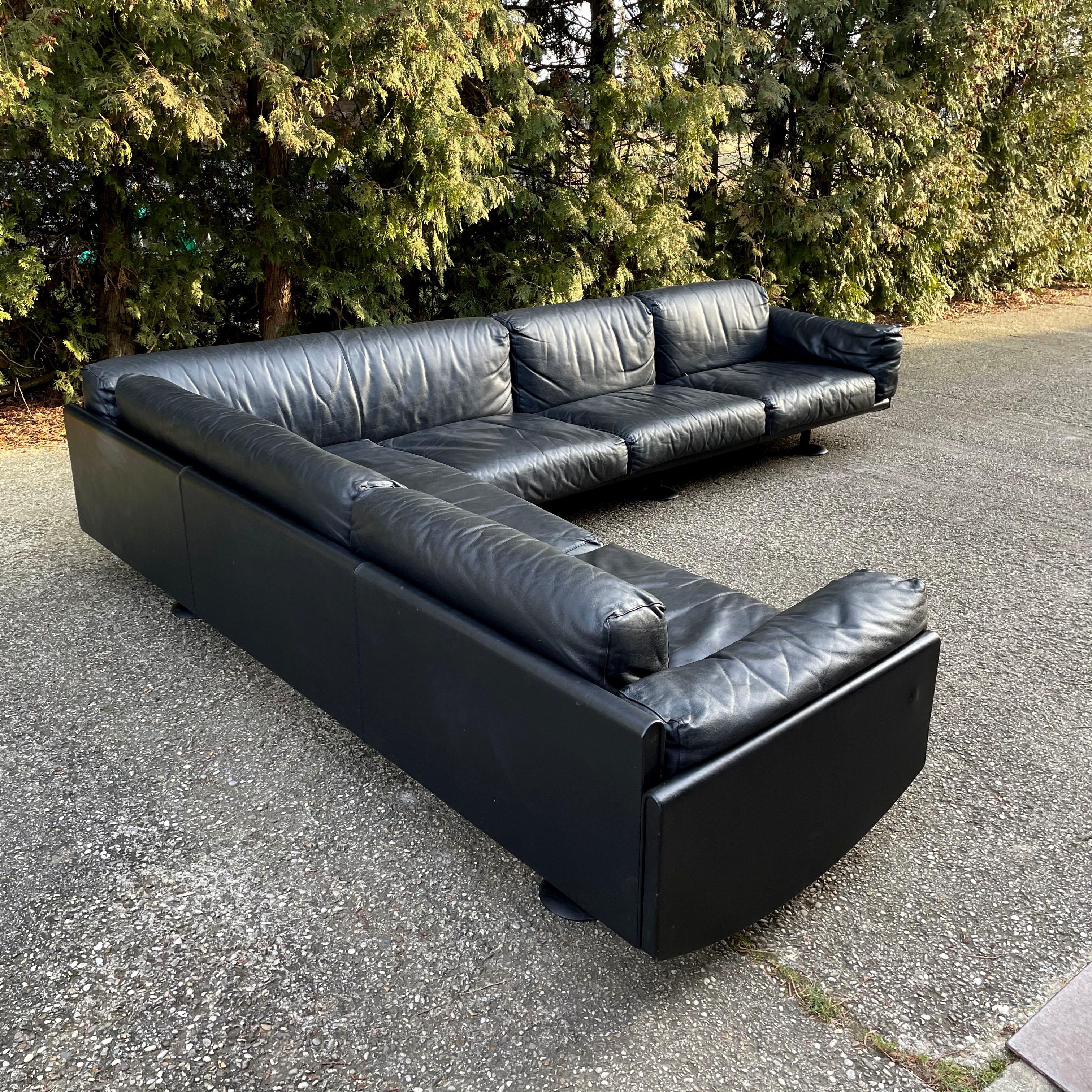 Giulio Corner Black Leather Sofa by Afra & Tobia Scarpa for Meritalia, Italy 80s For Sale 5