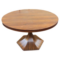 Giulio Moscatelli for Meroni round center or dining table in rare rosewood 