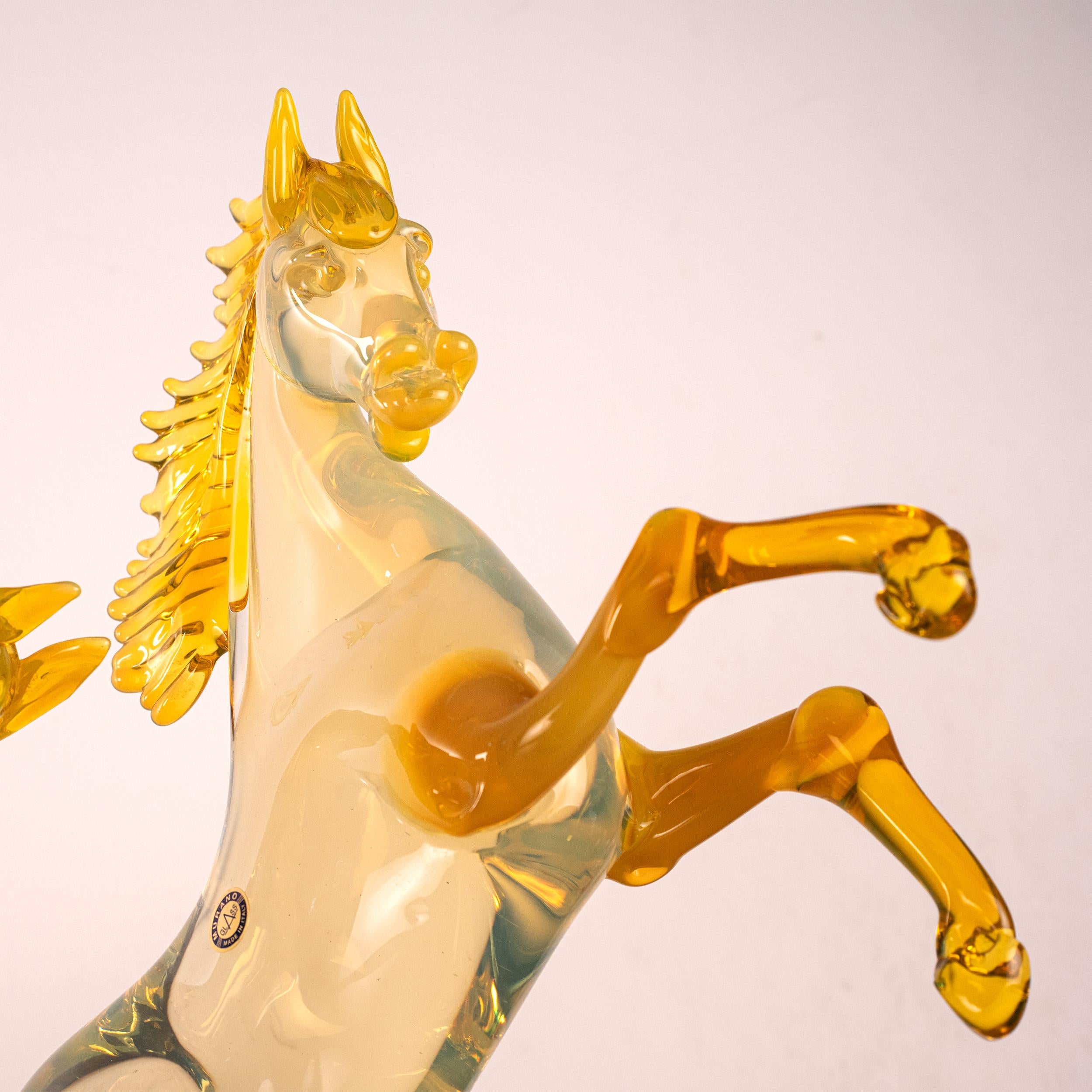GIUMAN Citrin Topas Murano Glas Skulptur Aufzuchtpferd Made in Italy auf Lager (20. Jahrhundert) im Angebot