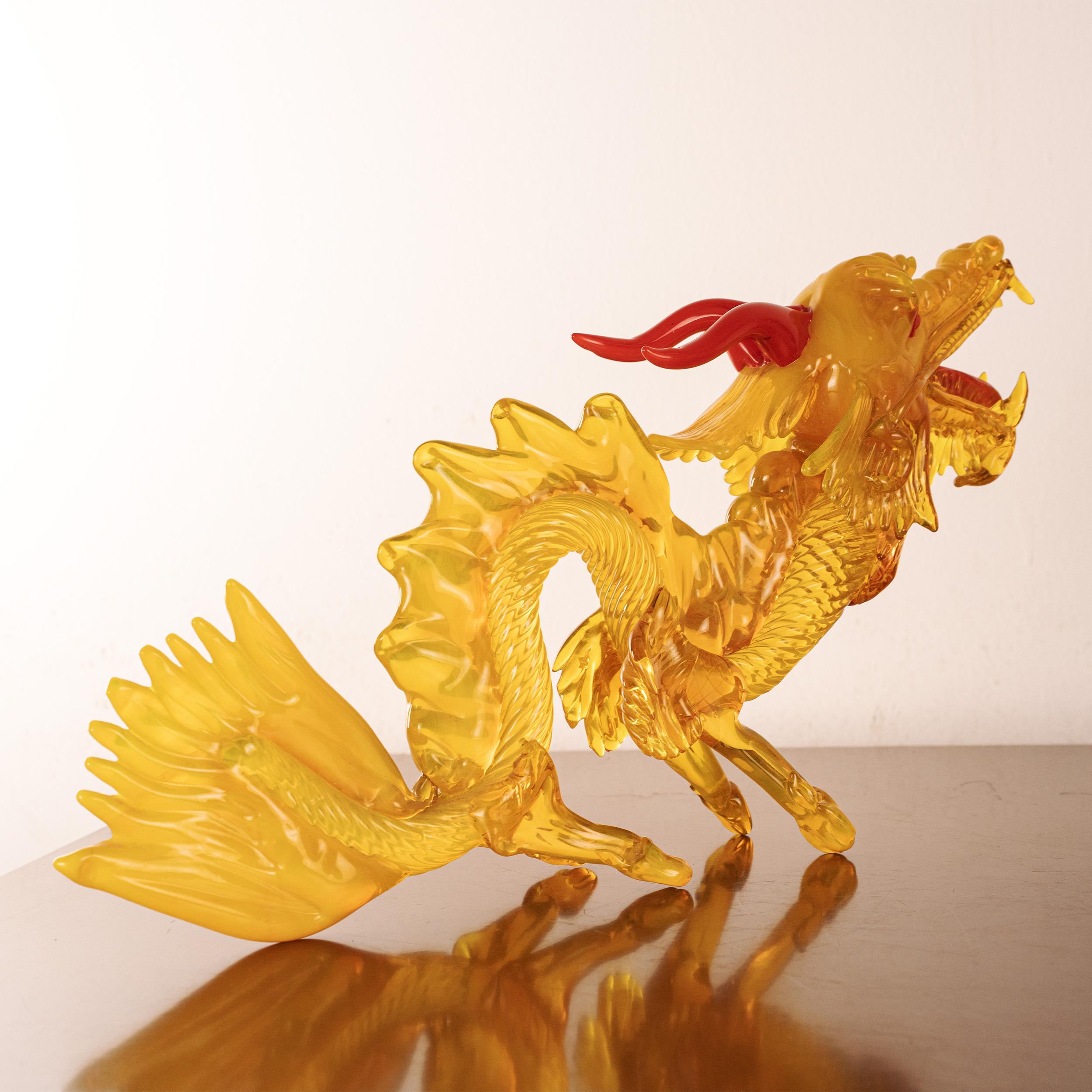GIUMAN Murano Bernsteinglas Big Dragon Skulptur Made in Italy, ab Lager lieferbar (Handgefertigt) im Angebot