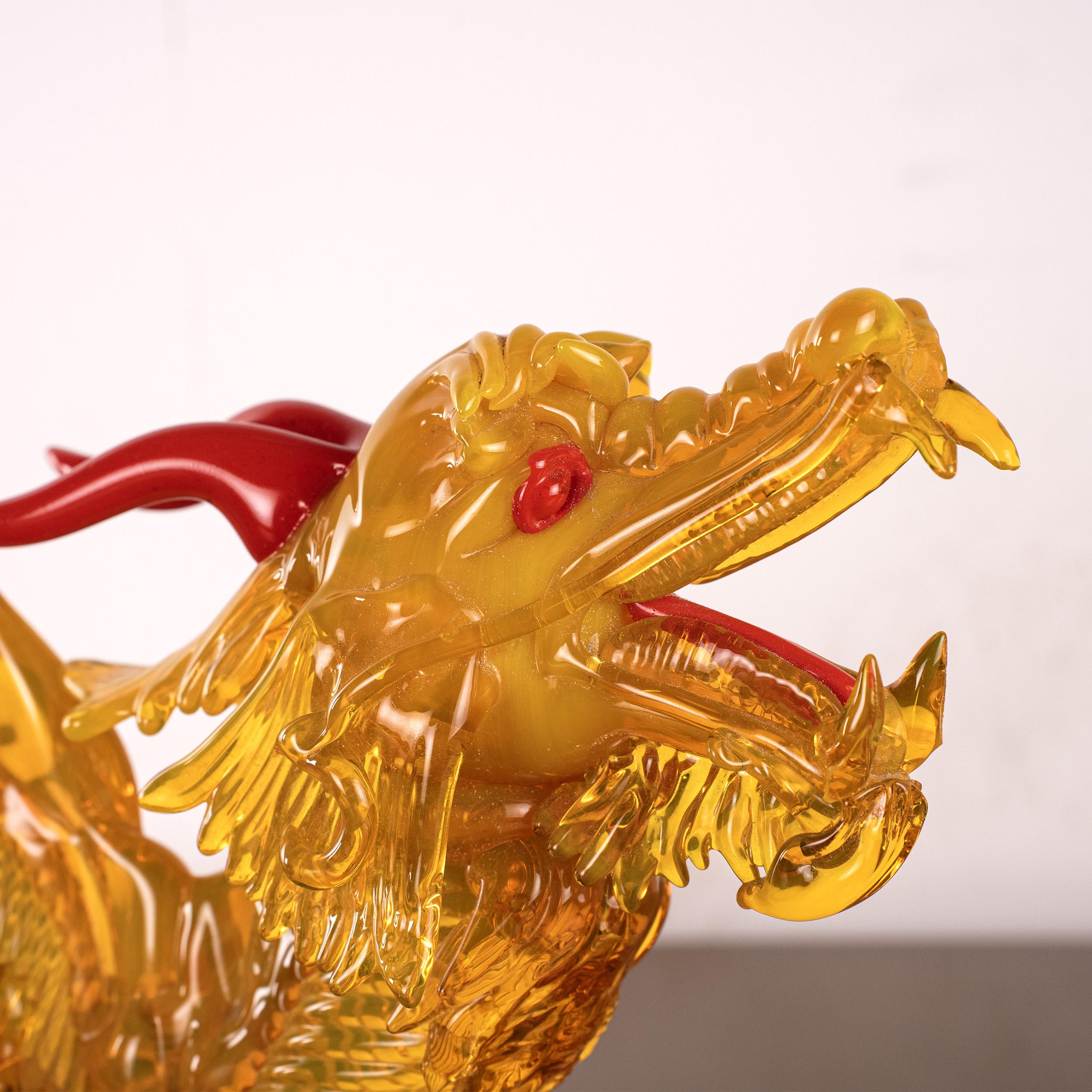GIUMAN Murano Bernsteinglas Big Dragon Skulptur Made in Italy, ab Lager lieferbar (20. Jahrhundert) im Angebot