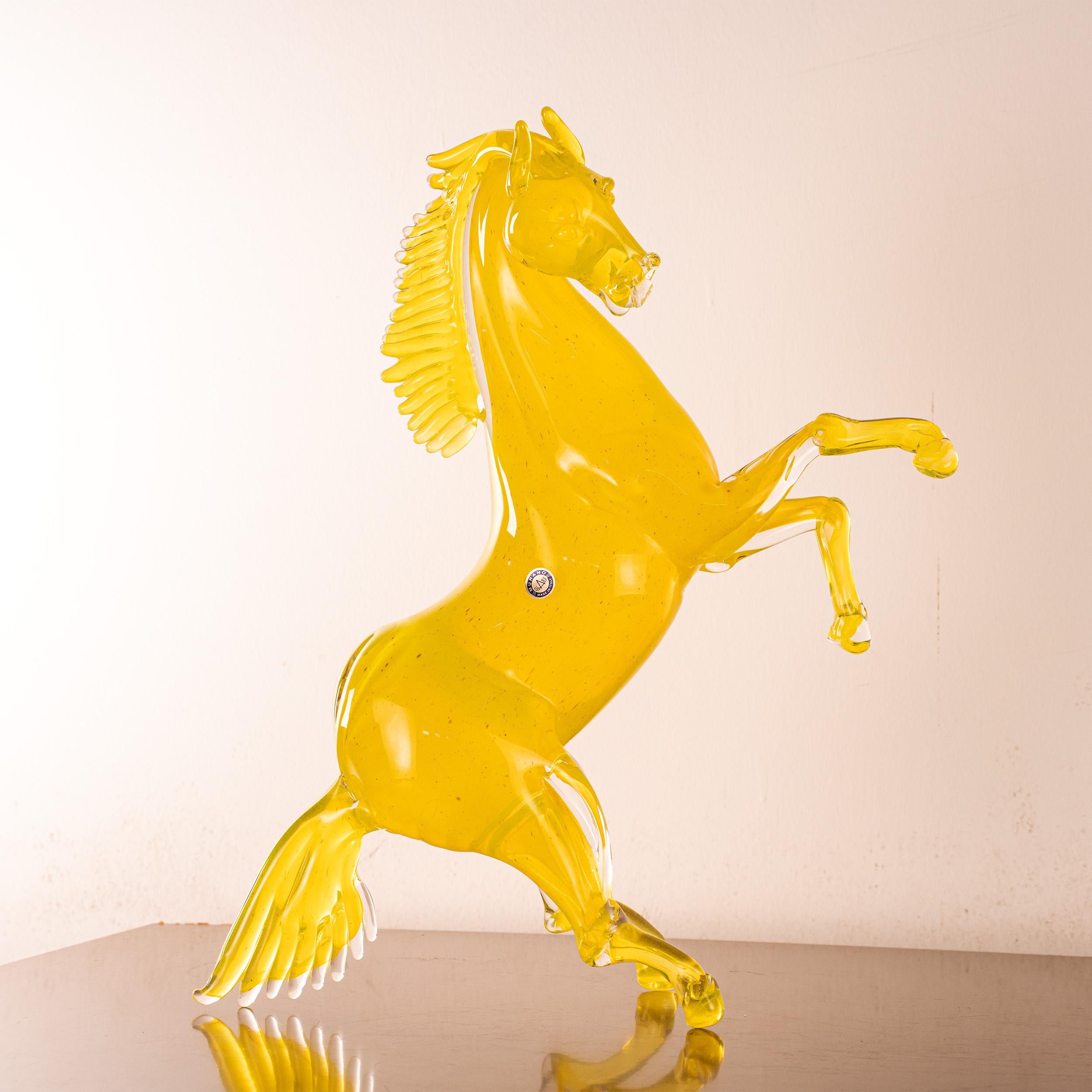 Fatto a mano Sculture di grandi cavalli in vetro di Murano GIUMAN, Made in Italy, disponibili in stock in vendita