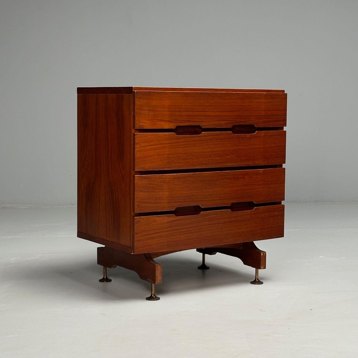 Giuseppe Brusadelli, Italian Mid-Century Modern, Tables de nuit, Teck, Laiton en vente 4