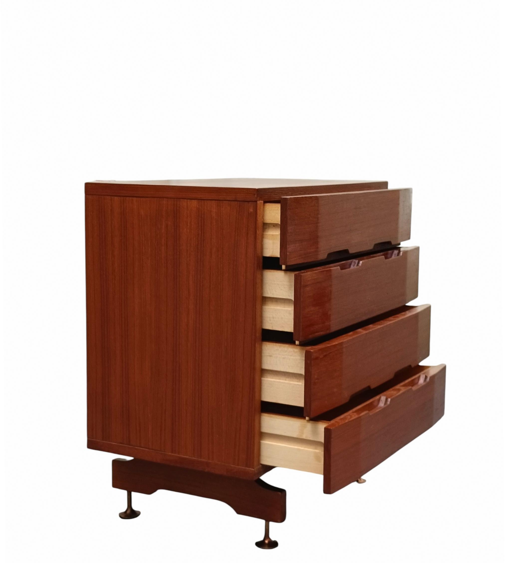Mid-Century Modern Giuseppe Brusadelli per GBL Cassettiera in Teak, Italia 1960s For Sale