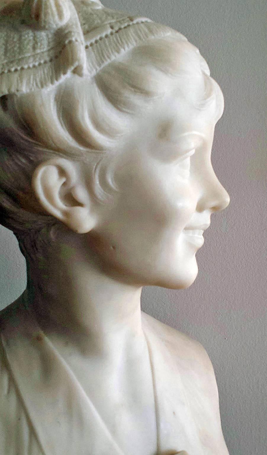 Porträt eines jungen Mädchens aus weißem Marmor (Akademisch), Sculpture, von Giuseppe Ciocchetti