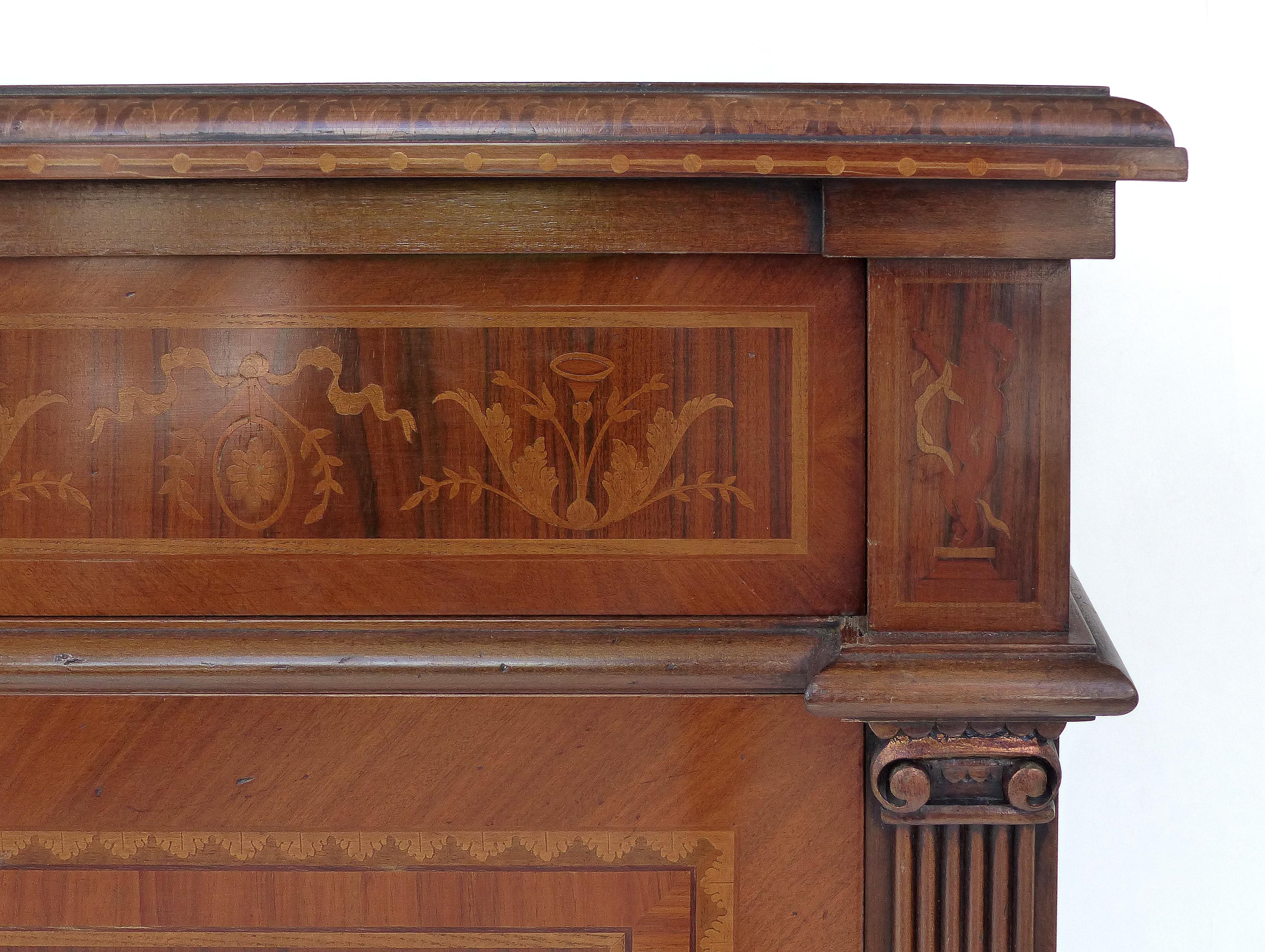Giuseppe Maggiolini Neoclassical Marquetry Chest of Drawers, Italy, circa 1960 For Sale 7