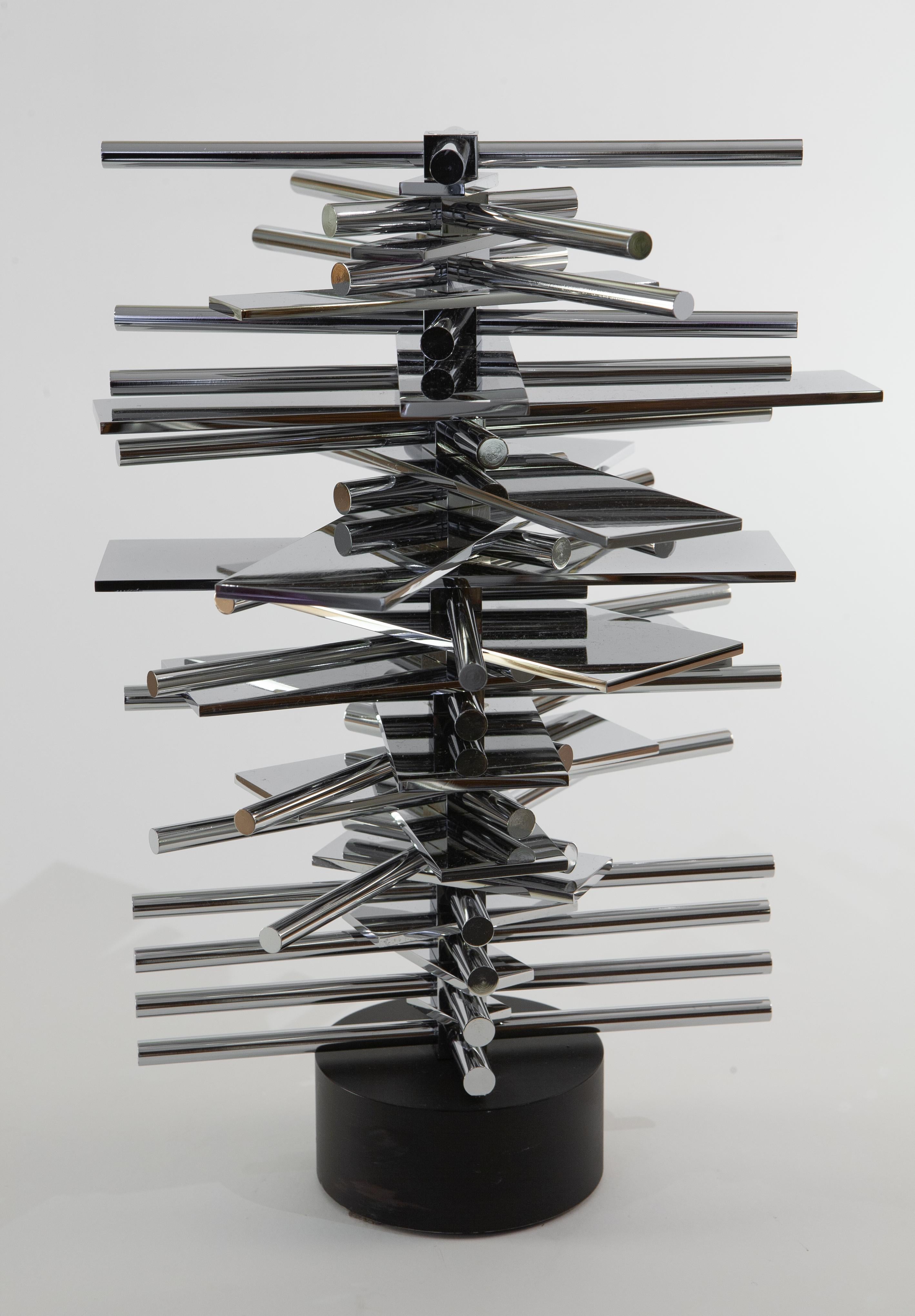 Cadre variable en laiton chromé - Sculpture de Giuseppe Minoretti