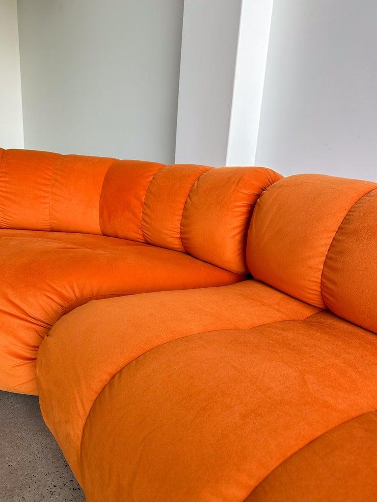 Velvet Giuseppe Munari for Poltronova Set of Four Modular Orange Sofa 1970s For Sale