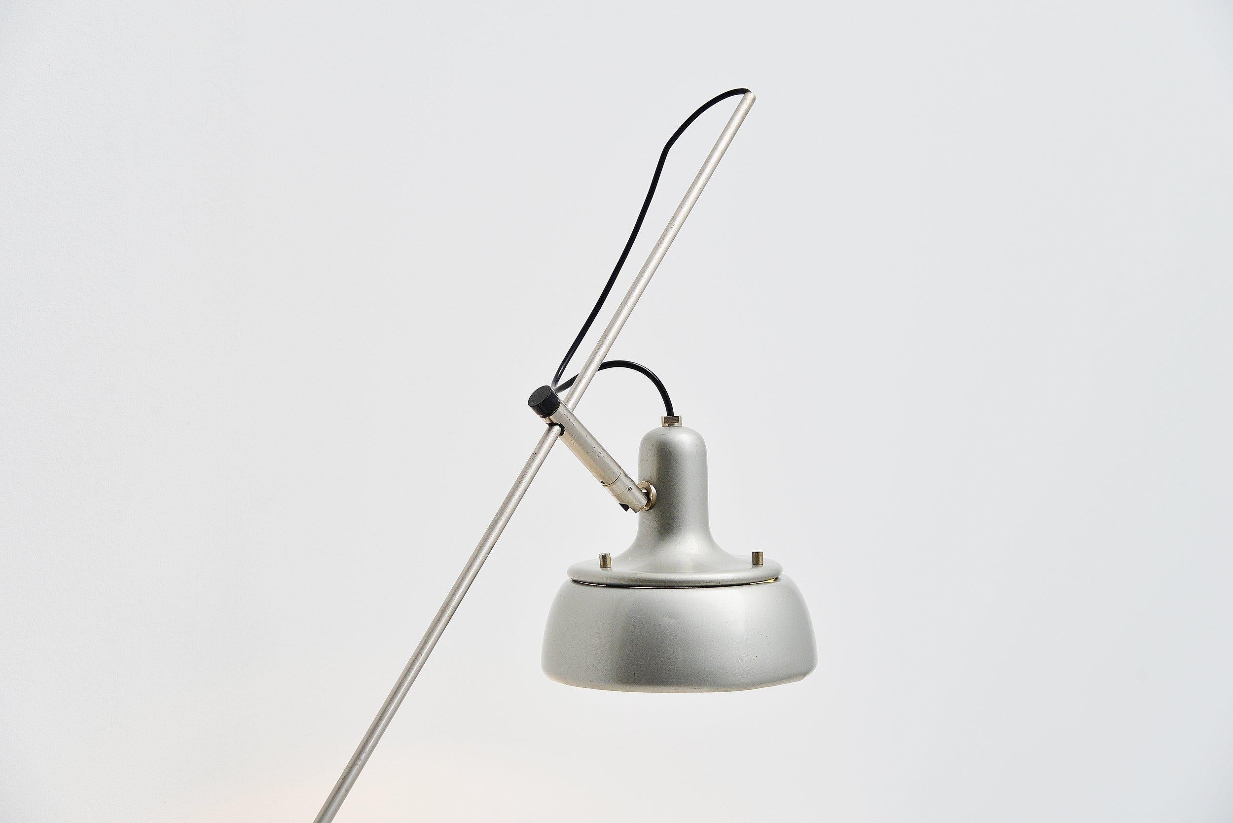 Mid-Century Modern Giuseppe Ostuni 292-R Desk Clamp Lamp Italy 1950 For Sale