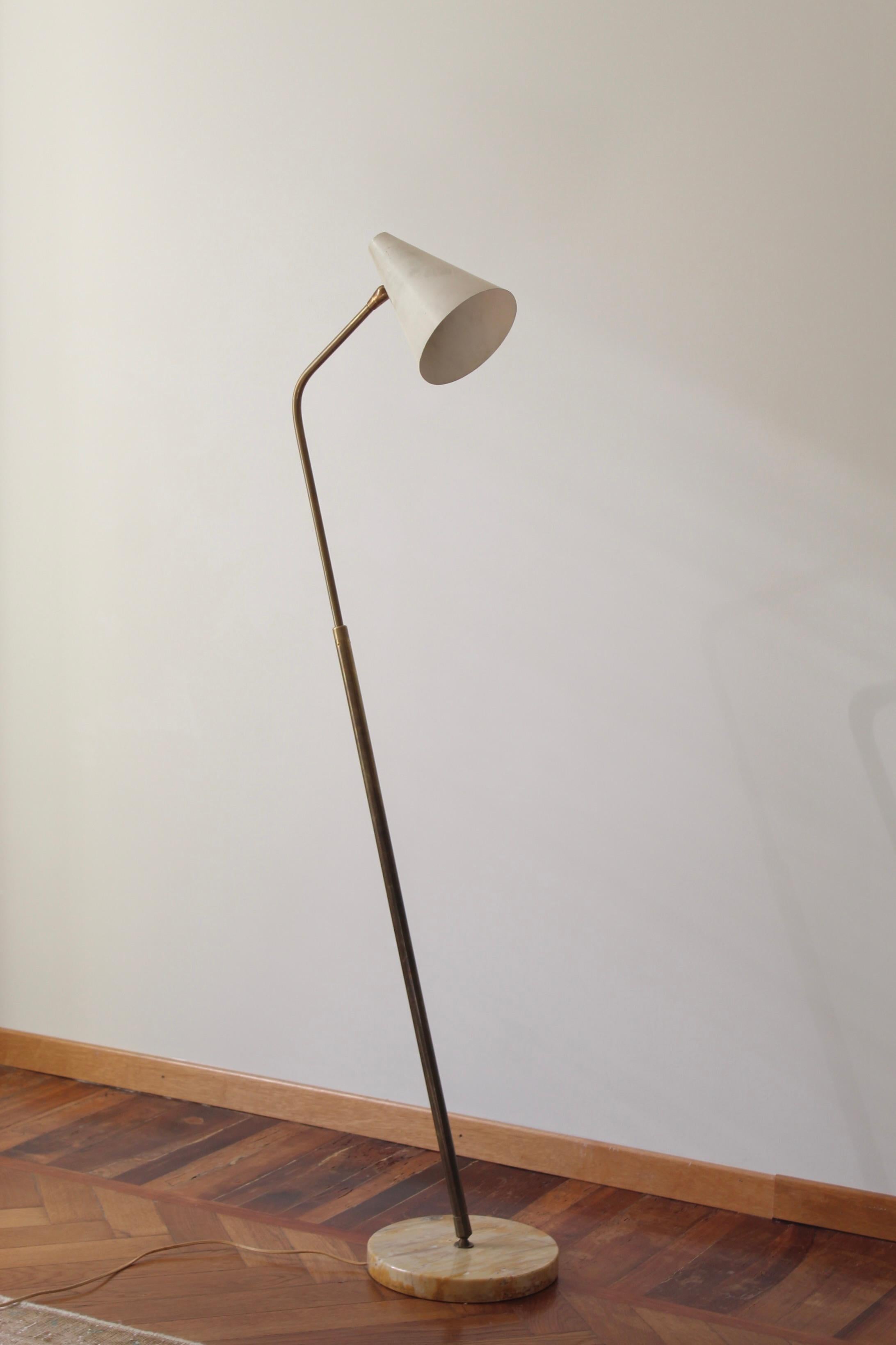 Mid-Century Modern Giuseppe Ostuni, Adjustable Floor Lamp, Brass, Metal, Marble, Italy, 1950s For Sale