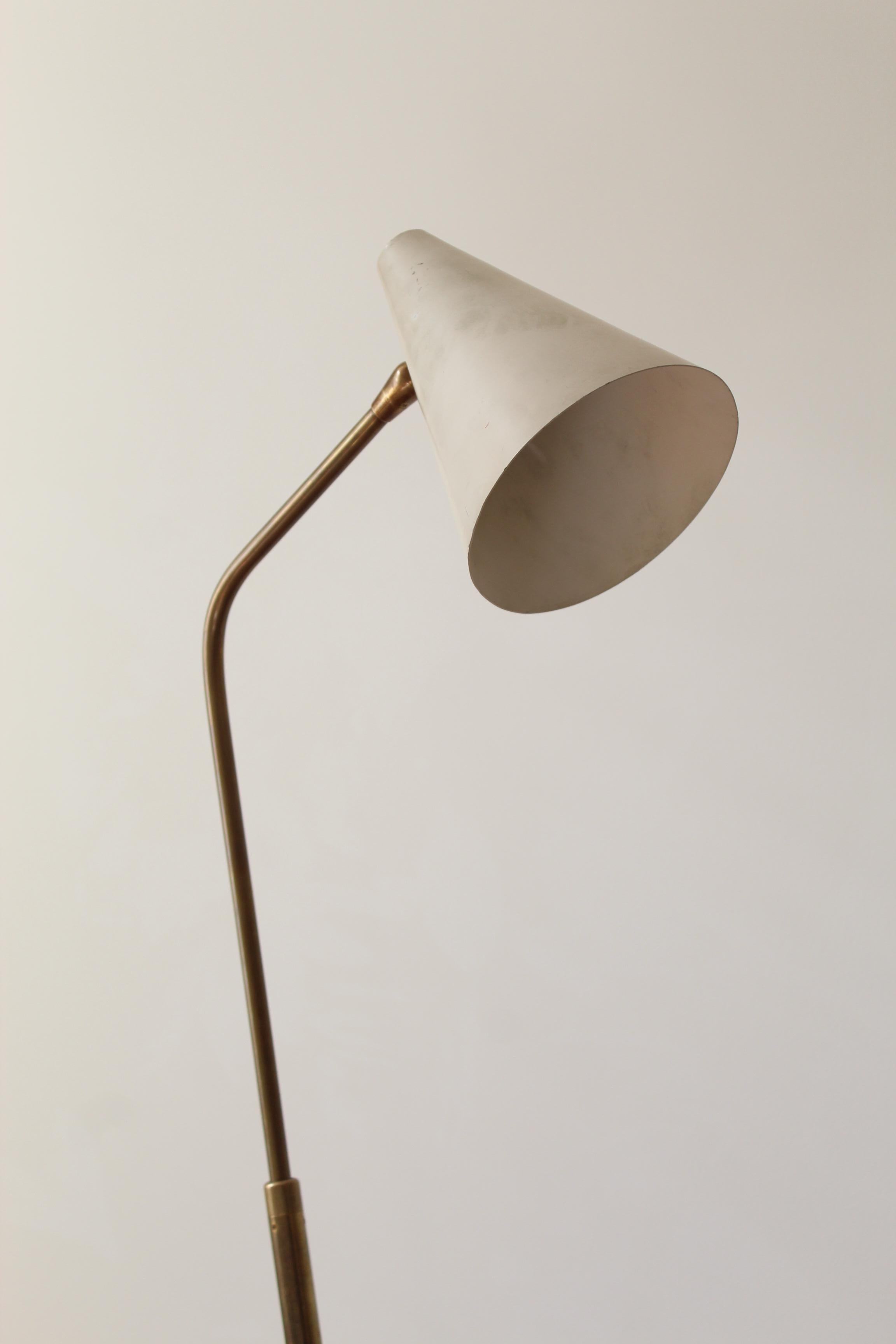 Italian Giuseppe Ostuni, Adjustable Floor Lamp, Brass, Metal, Marble, Italy, 1950s For Sale