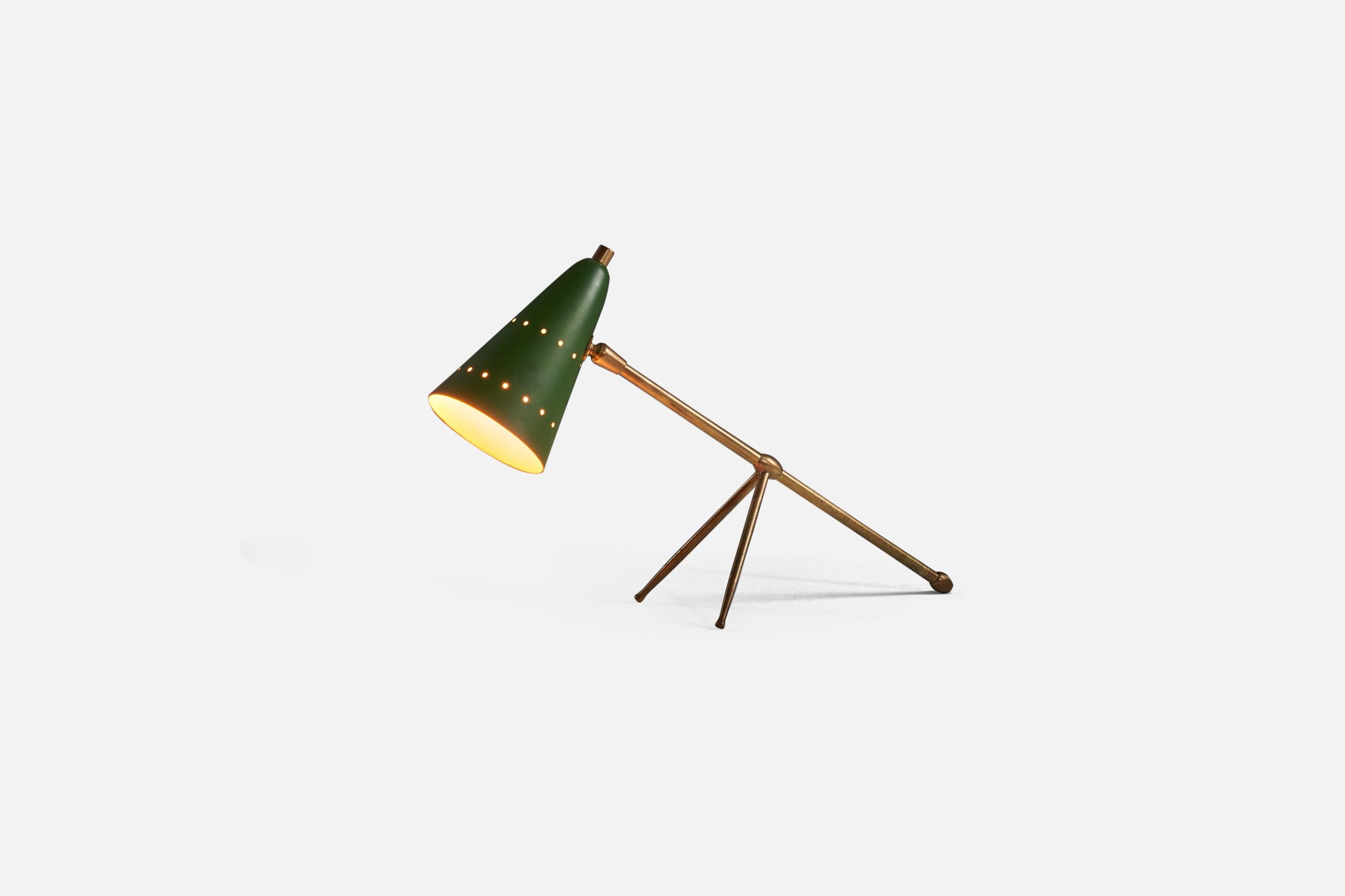 italien Lampe de table 'Attribué' de Giuseppe Ostuni, laiton, métal, O-Luce, Italie, années 1950 en vente