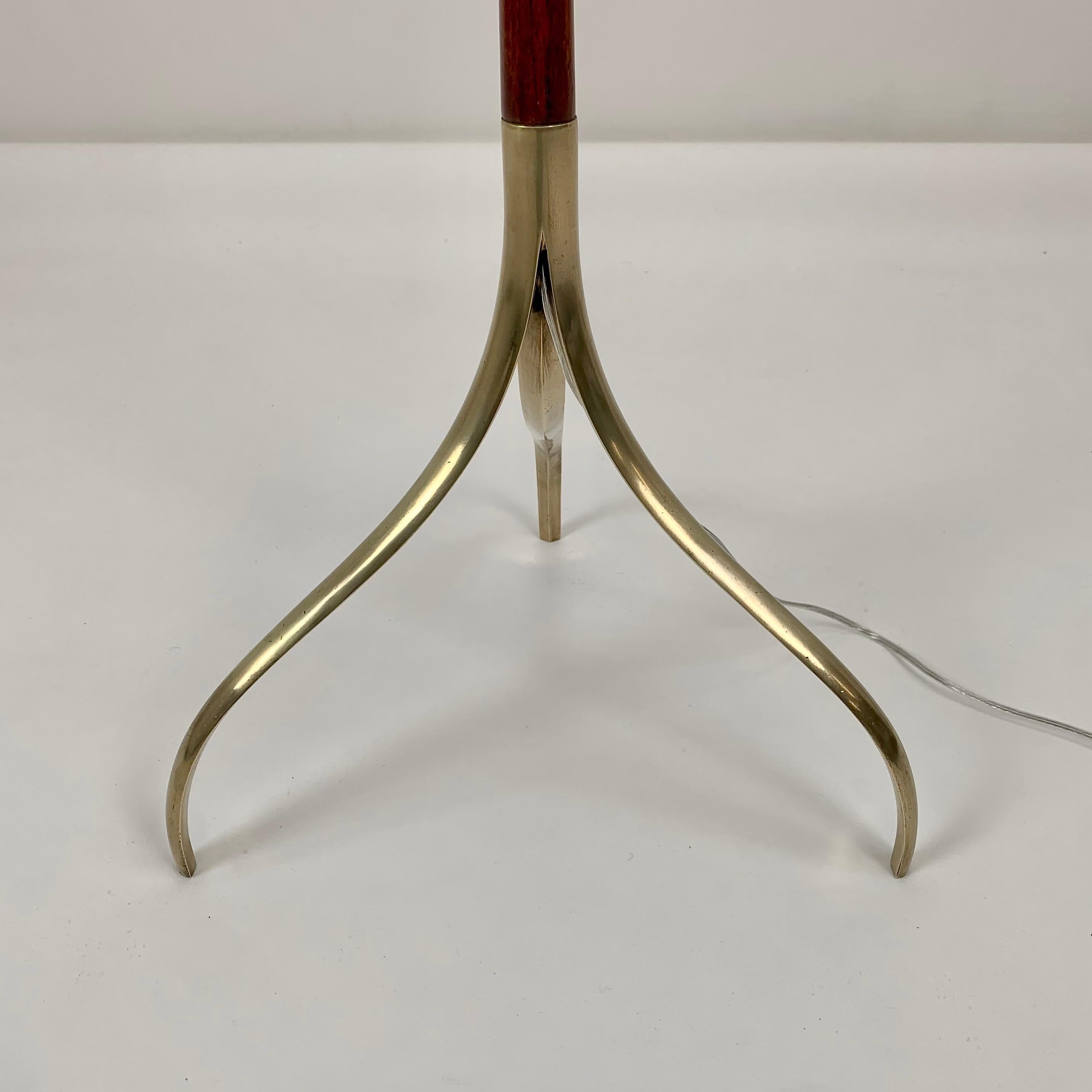 Giuseppe Ostuni Floor Lamp , 313 Model, for O-Luce, circa 1949, Italy. In Good Condition For Sale In Brussels, BE