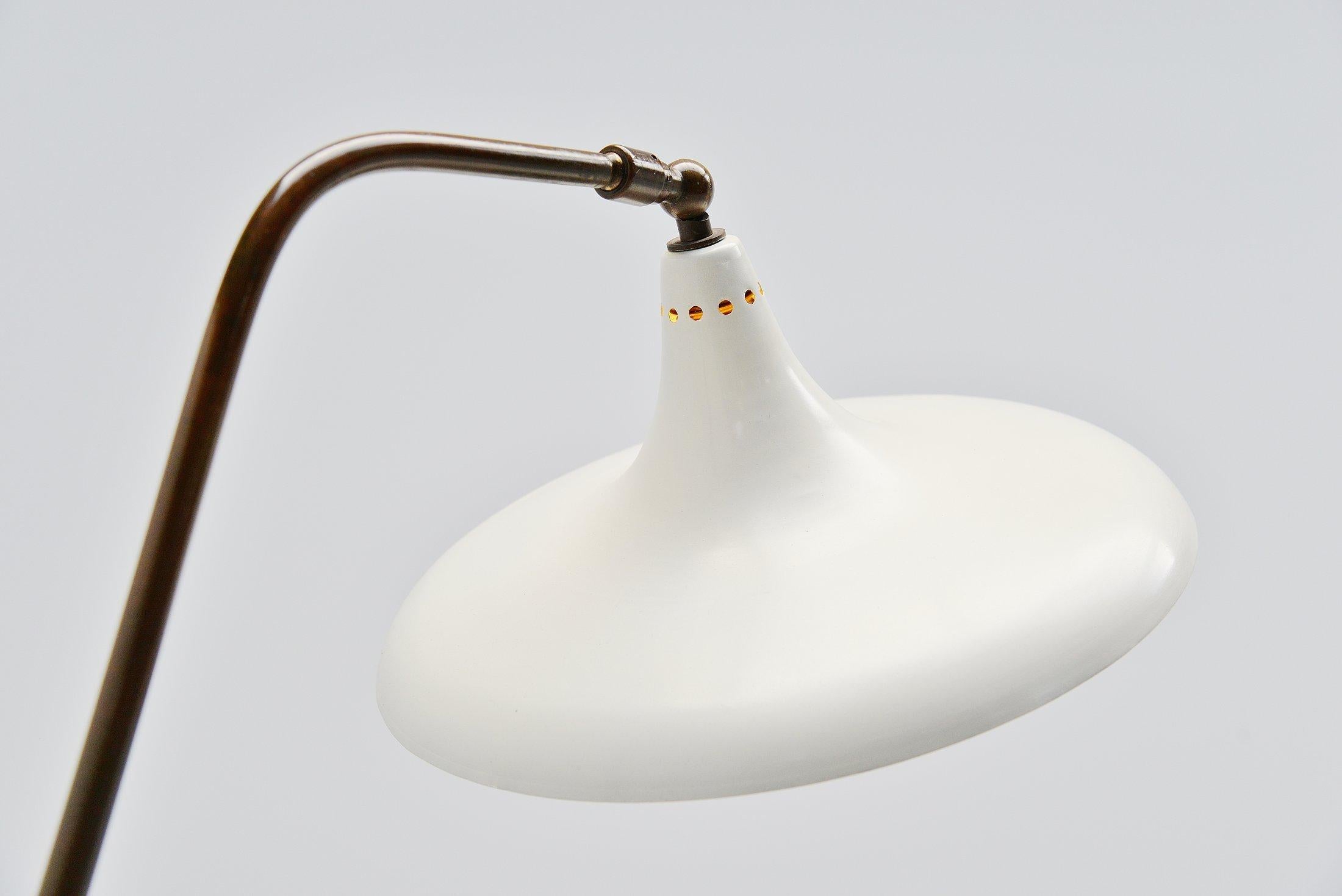 Giuseppe Ostuni Floor Lamp Model O-Luce, 1950 In Good Condition In Roosendaal, Noord Brabant
