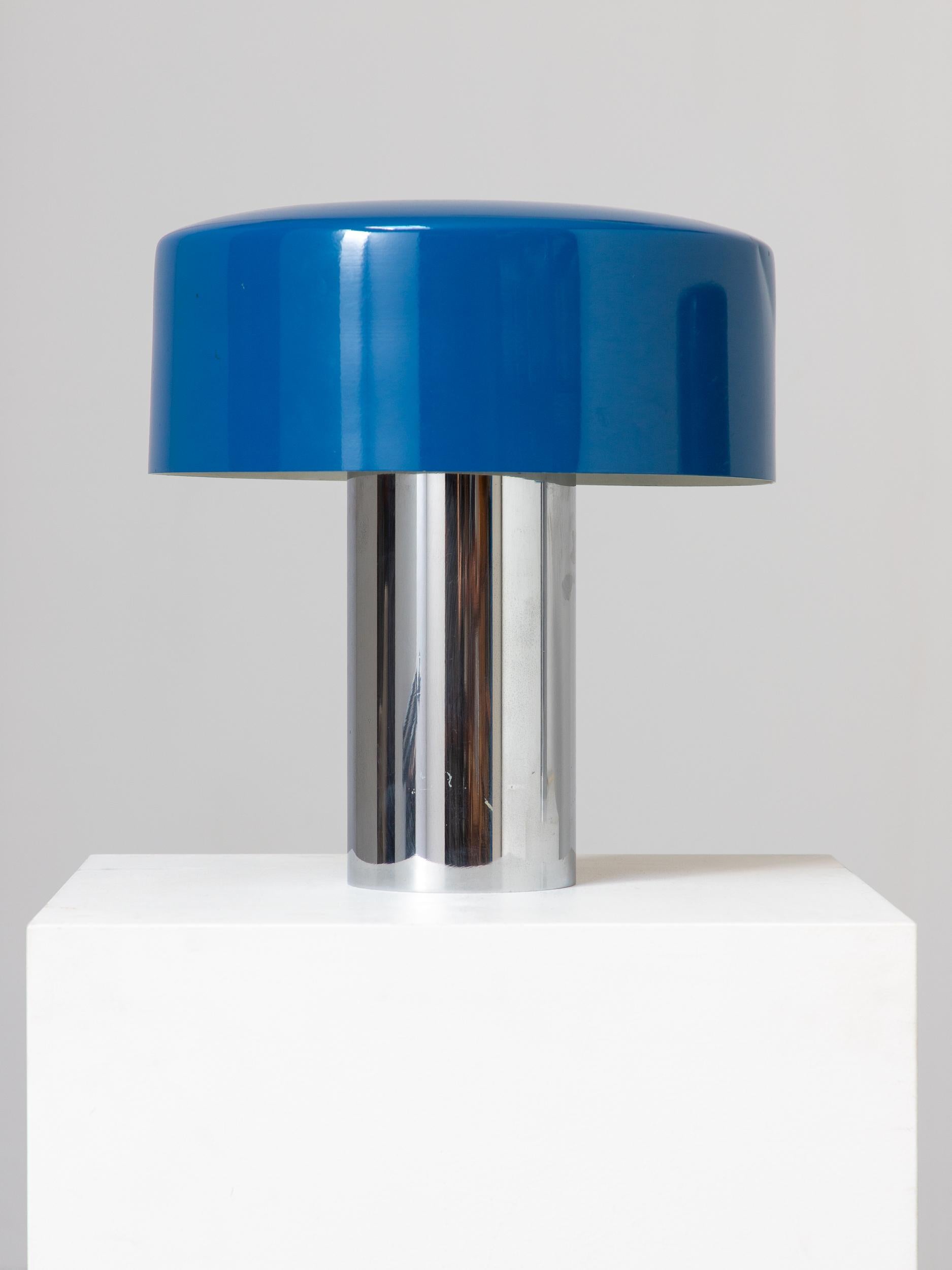 Polished Giuseppe Ostuni for Oluce Chrome and Blue Tables Lamps Italian 1950s For Sale