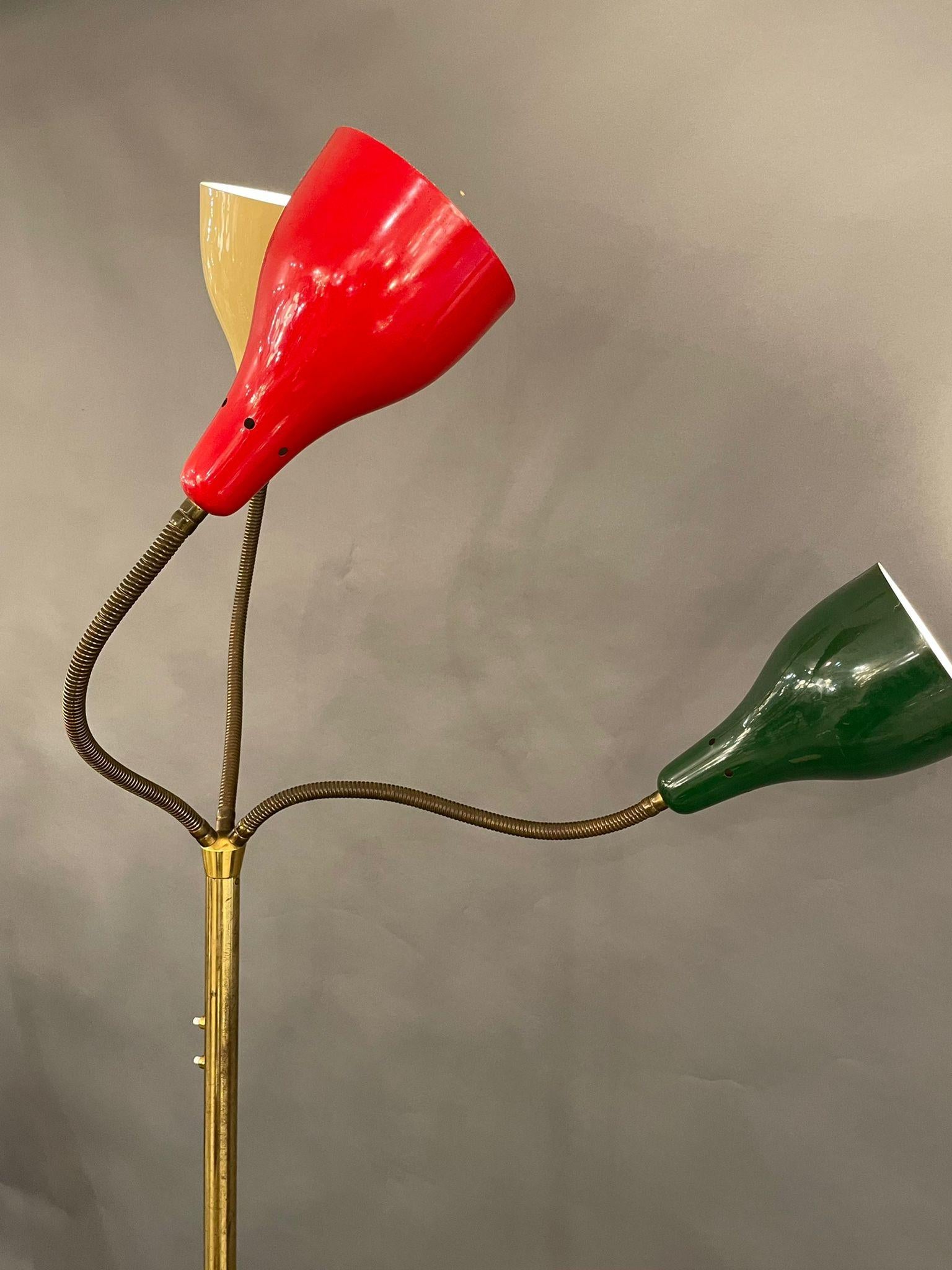 Giuseppe Ostuni pour OLuce, lampadaire, Italie, années 1950 en vente 4