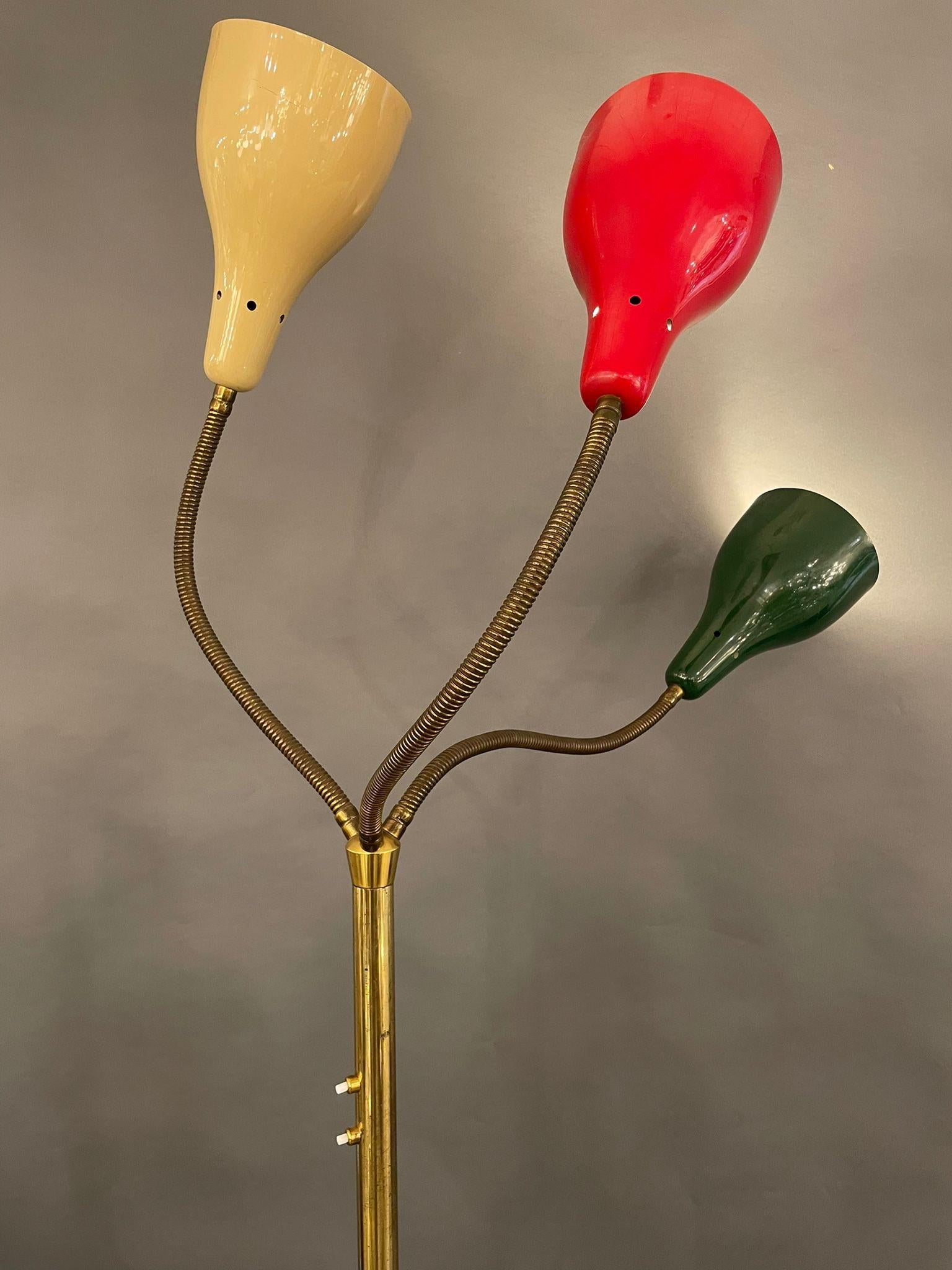 Giuseppe Ostuni pour OLuce, lampadaire, Italie, années 1950 en vente 5