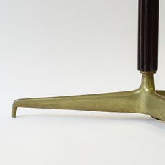 Lampada da terra in legno grissinato e ottone di Giuseppe Ostuni per Oluce, Italia 1950s