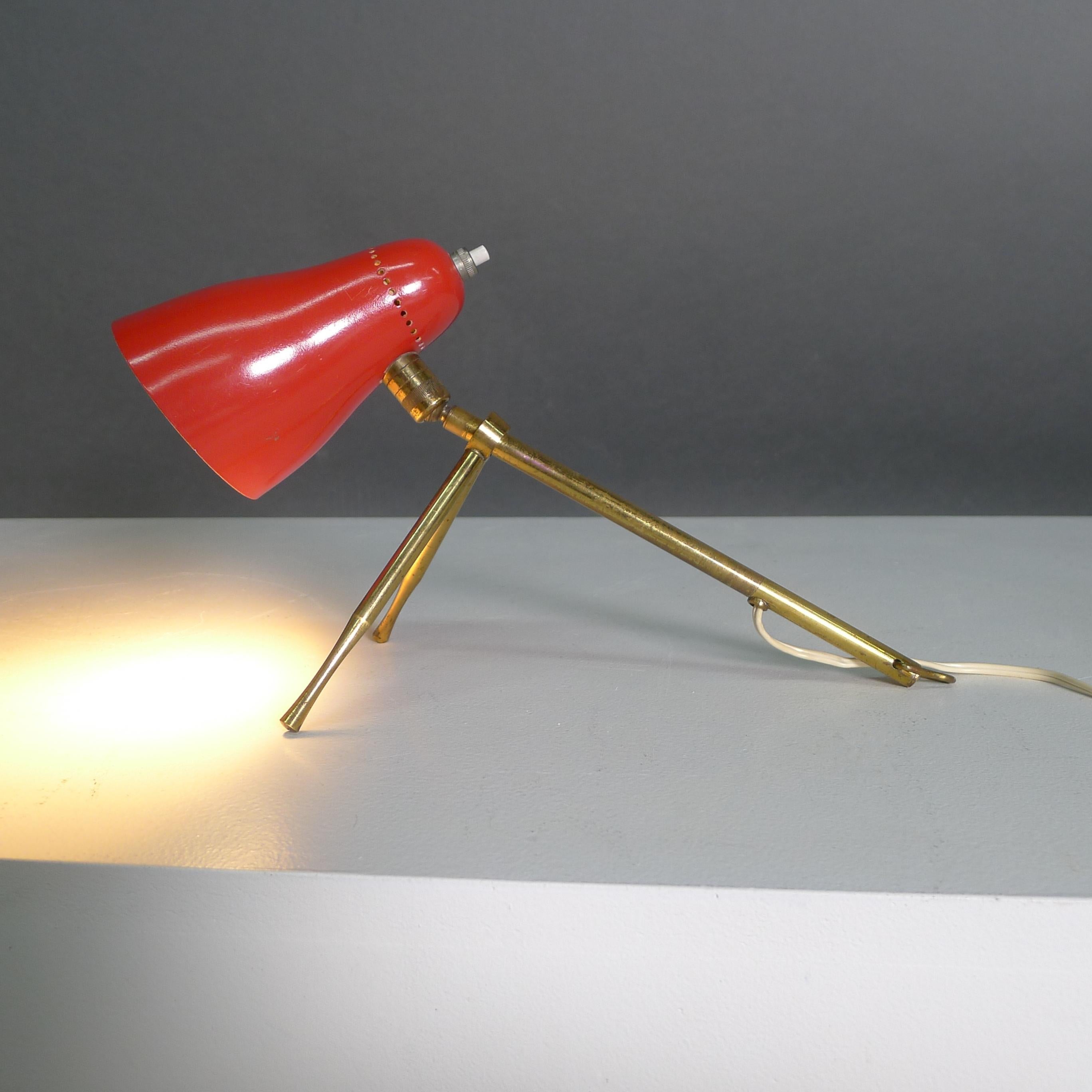 Metal Giuseppe Ostuni, Model 215 Ochetta Table Lamp, Made by O-Luce, 1950s For Sale