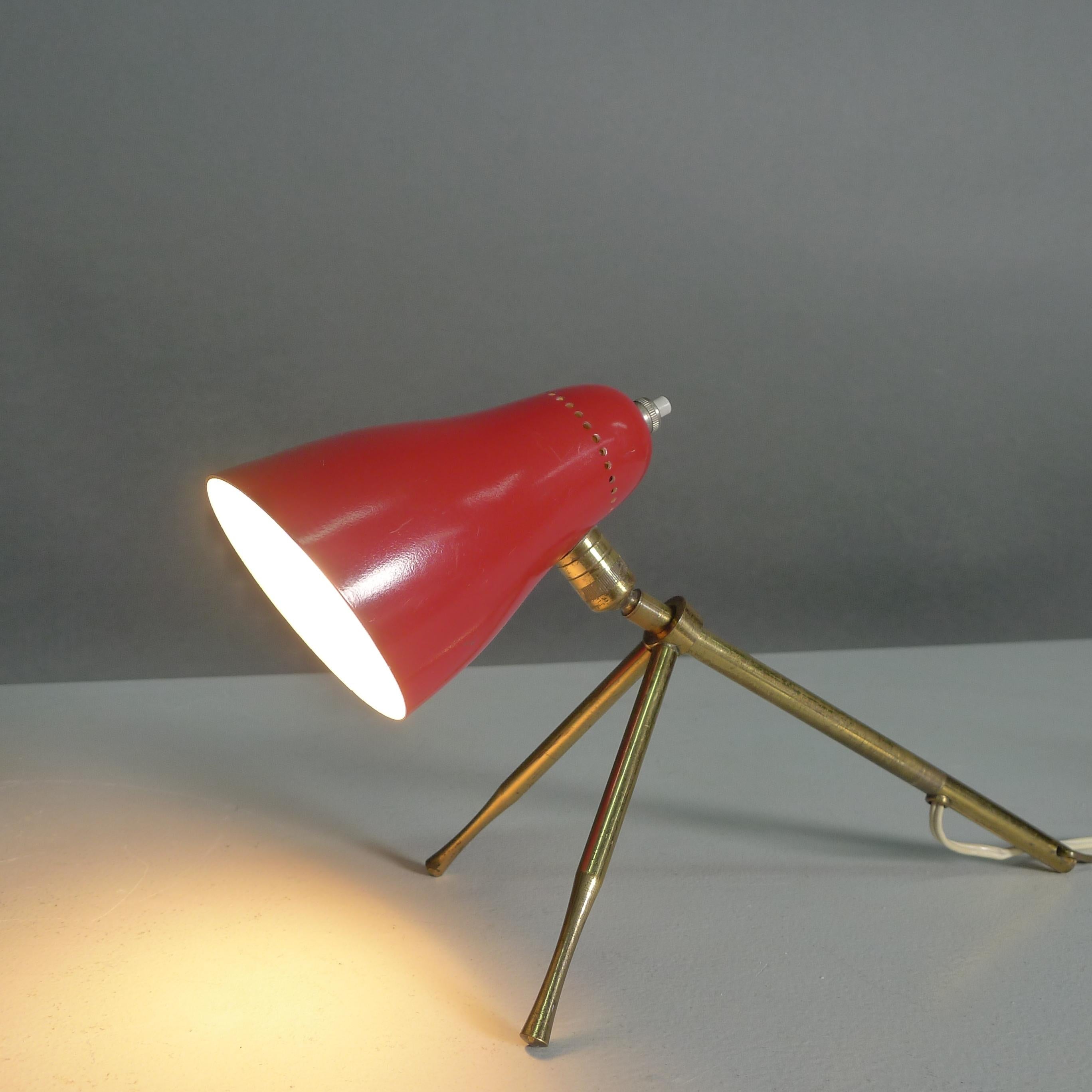 Giuseppe Ostuni, Model 215 Ochetta Table Lamp, Made by O-Luce, 1950s For Sale 1