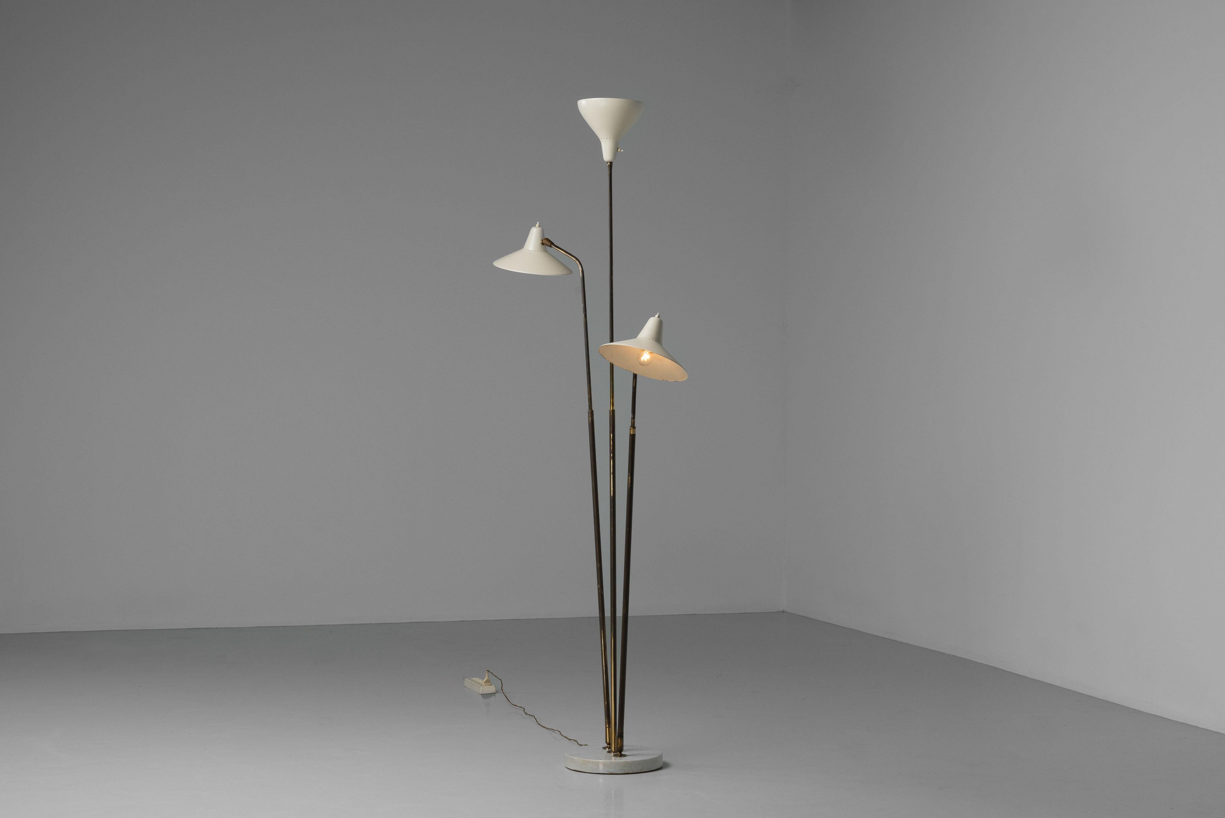 Lampadaire Giuseppe Ostuni modèle 339 Oluce Italie 1955 en vente 5