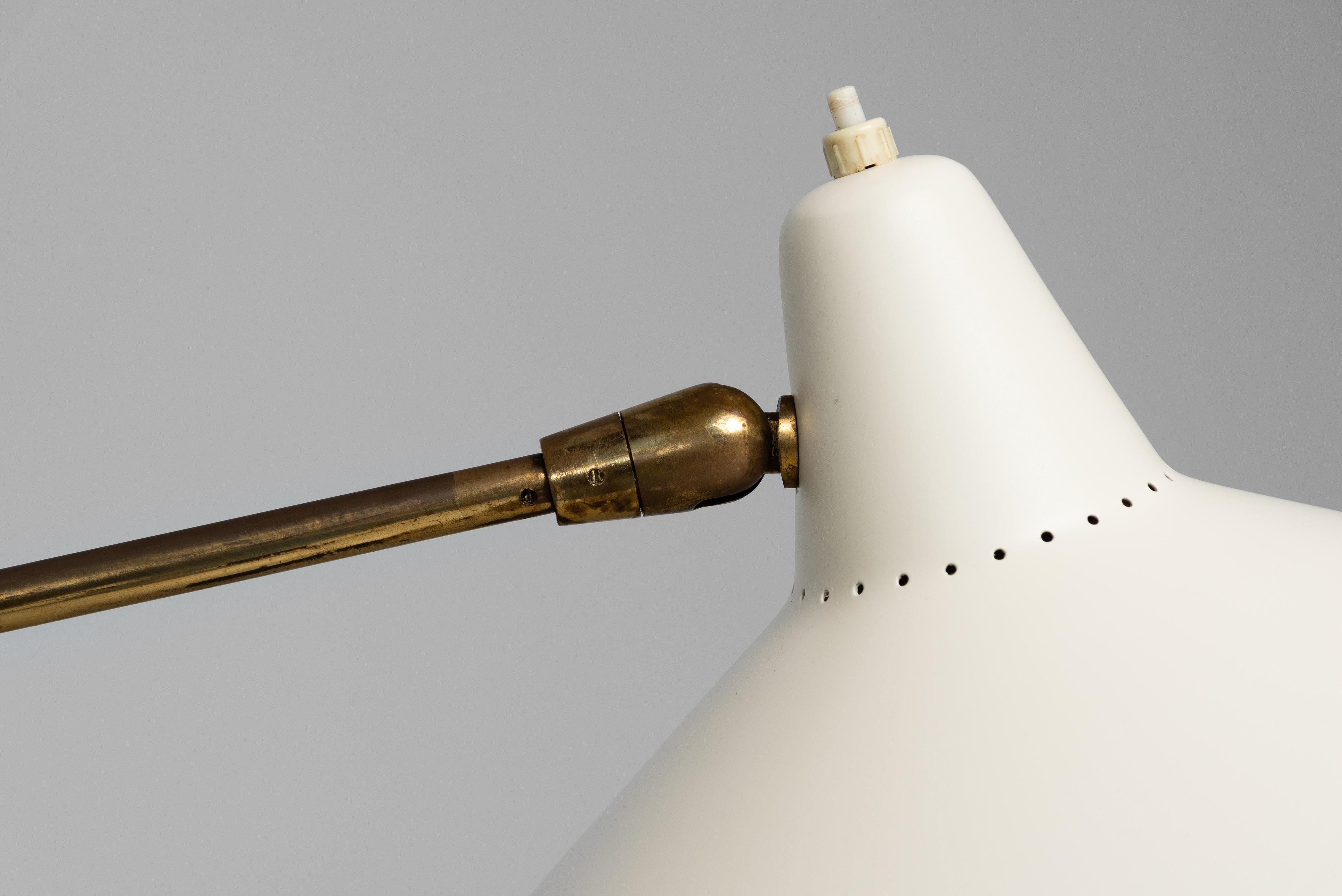 Lampadaire Giuseppe Ostuni modèle 339 Oluce Italie 1955 en vente 8